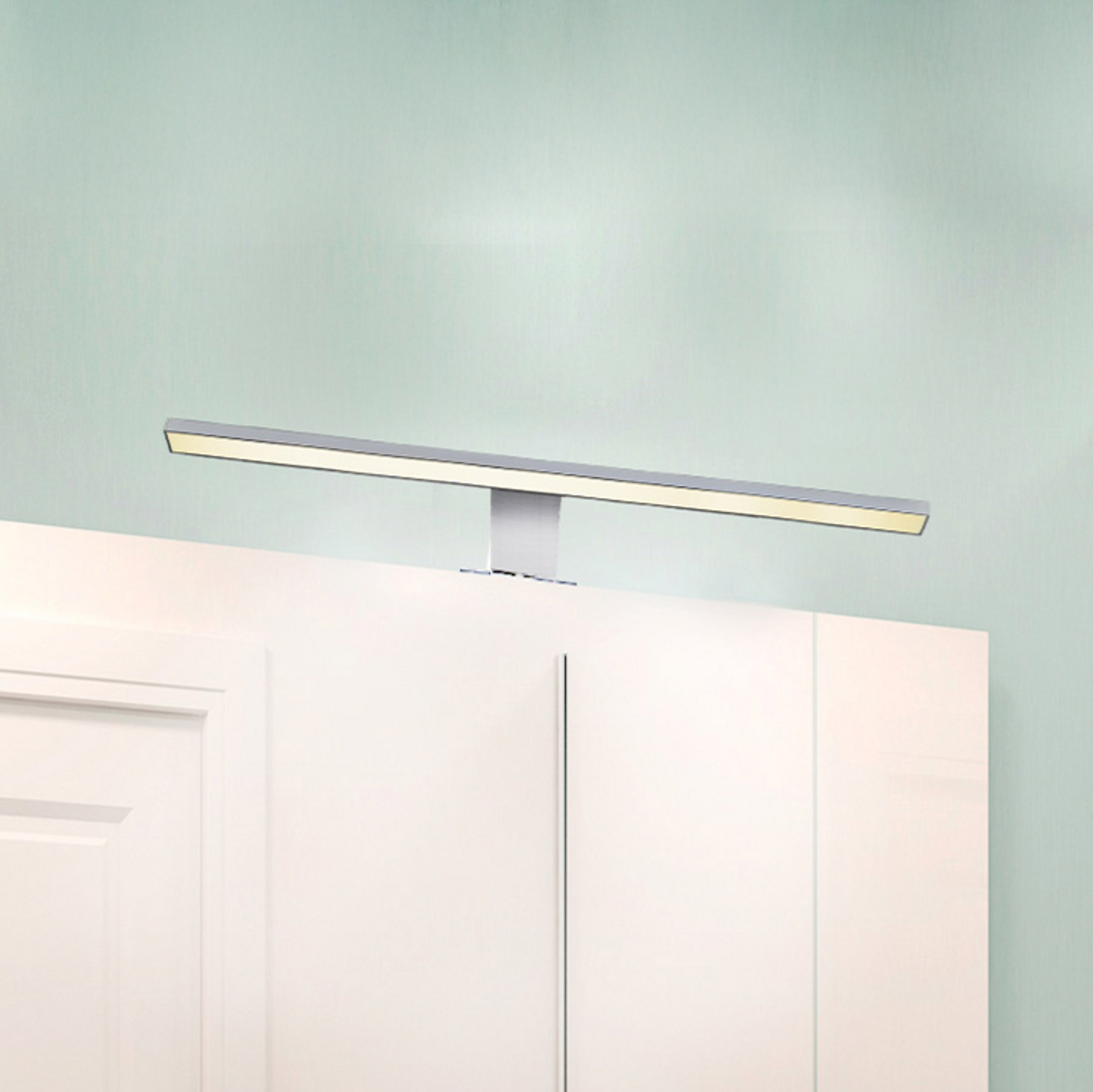 LED-ogledalo Mira, širina 60 cm, krom, kovina, 4.000 K