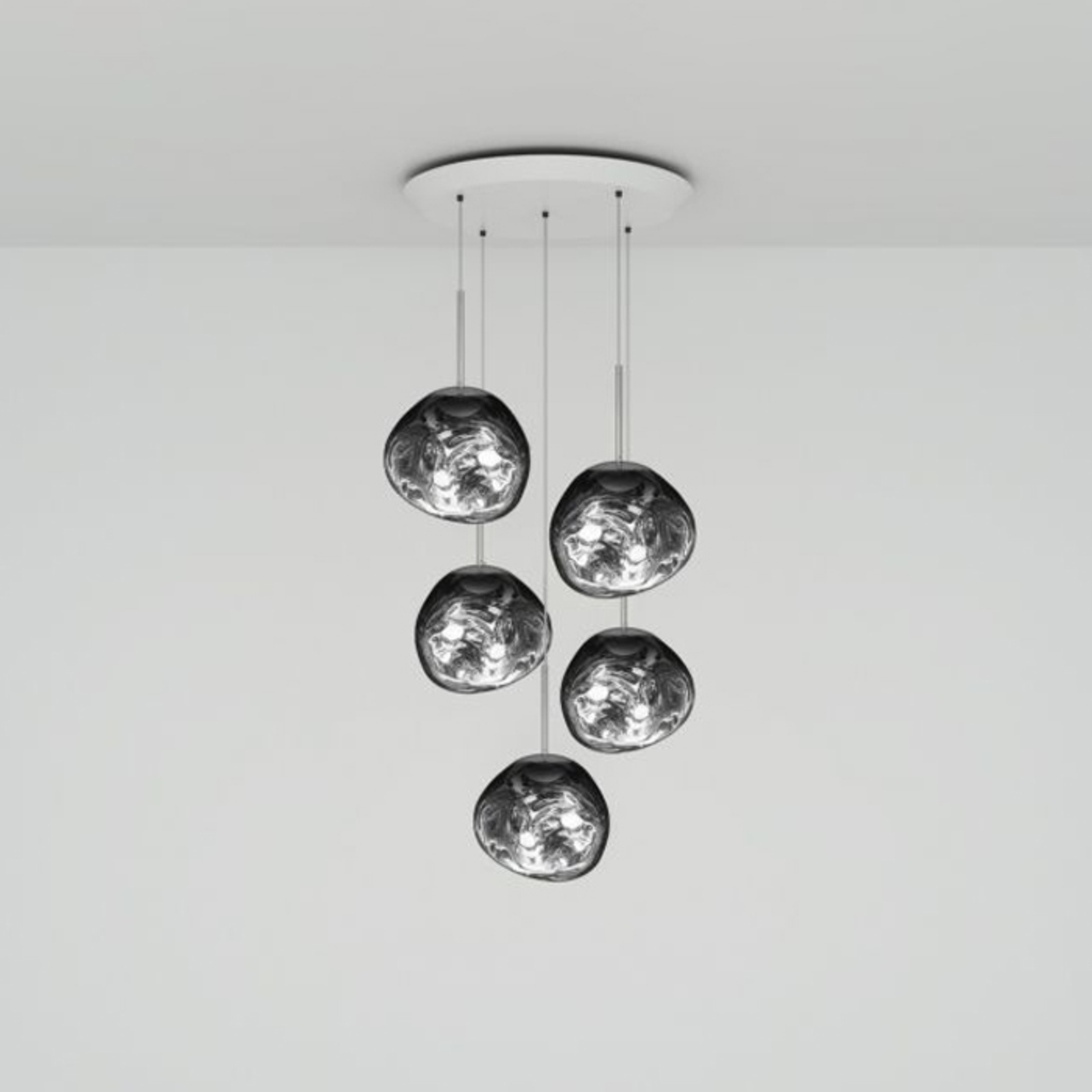 Tom Dixon hanging light Melt Mini Round, Ø 73 cm, 5-bulb.