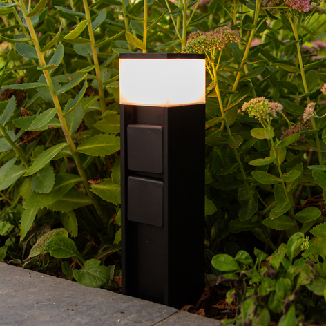 Eco-Light Mains LED-Sockelleuchte mit Steckdosen