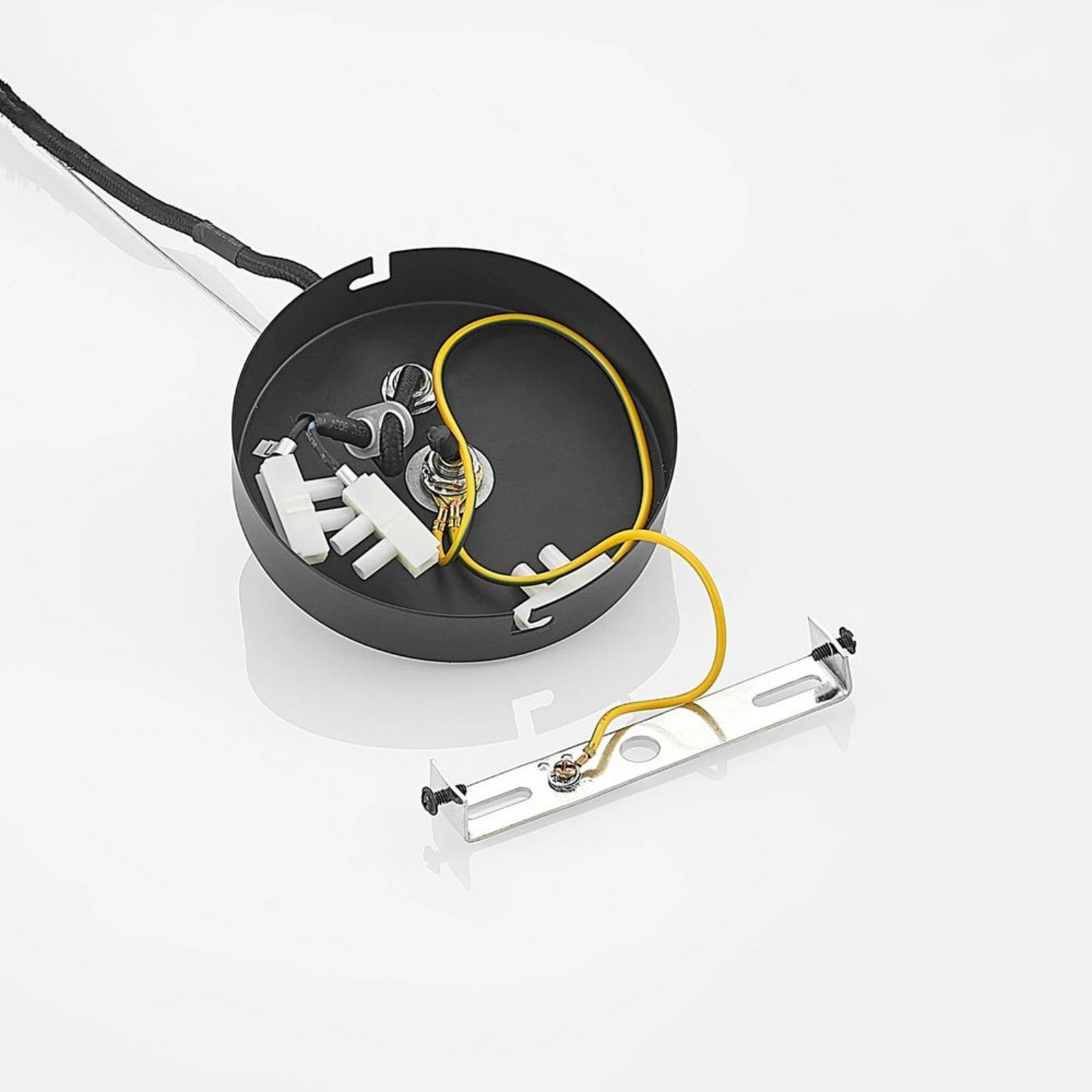 Wynina Pendant Black/Smoke - Lucande