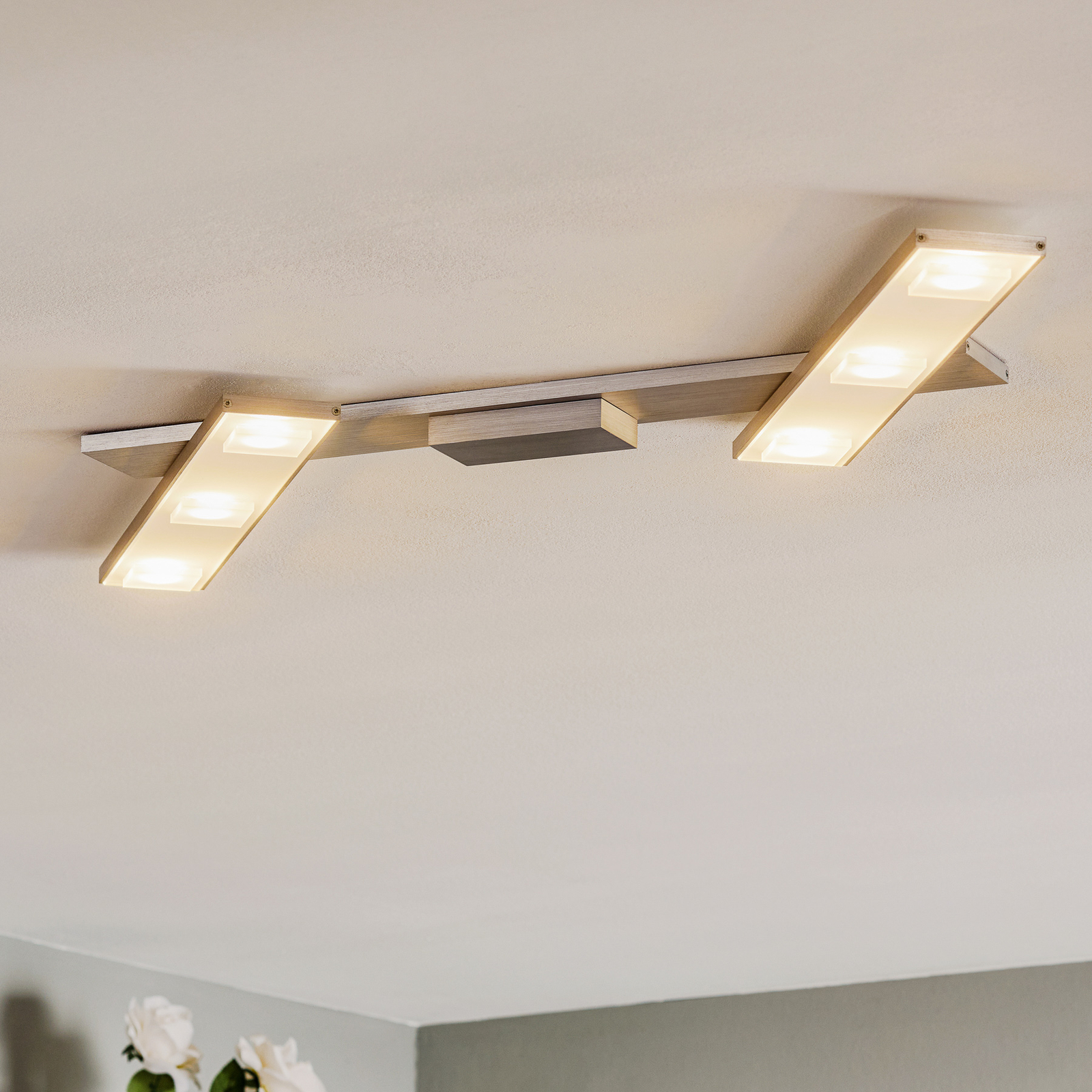 Svingbar LED loftlampe Slight, aluminium