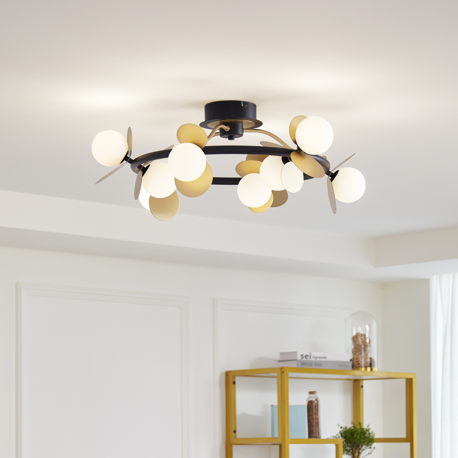 Lucande Pallo LED-taklampe, rund, 9-lys, svart/gull