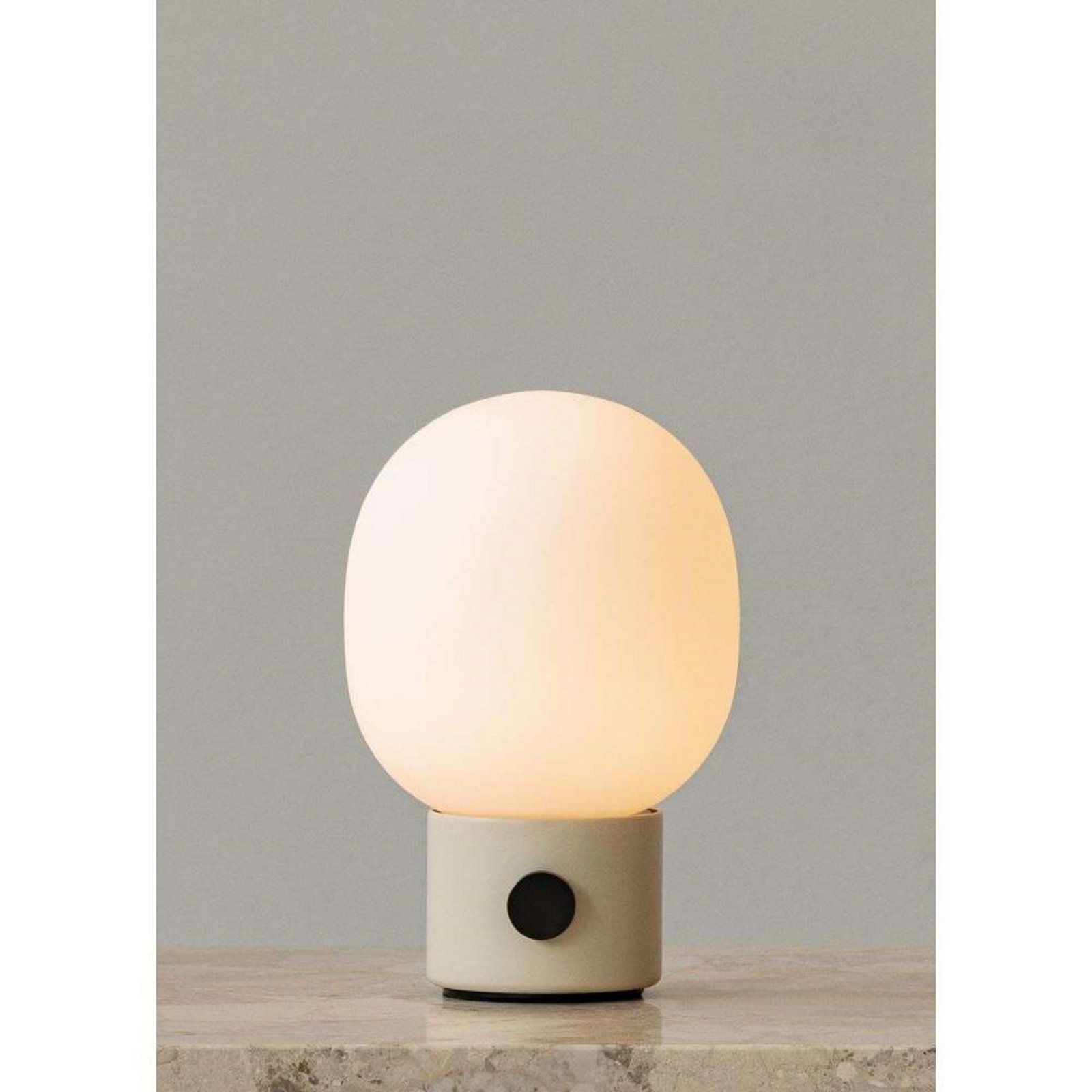 JWDA Portable Stolová Lampa Alabaster White - Audo Copenhagen