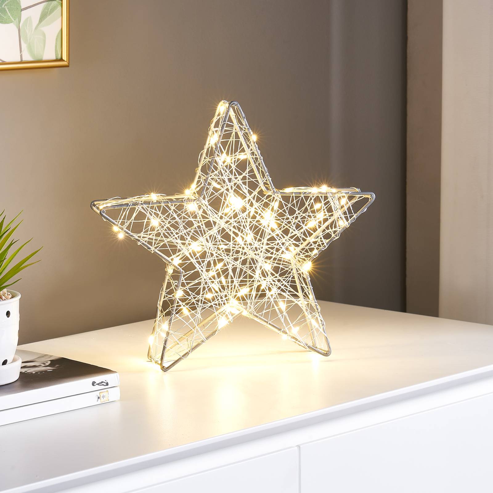 Lindby Lepita LED light star 80-light