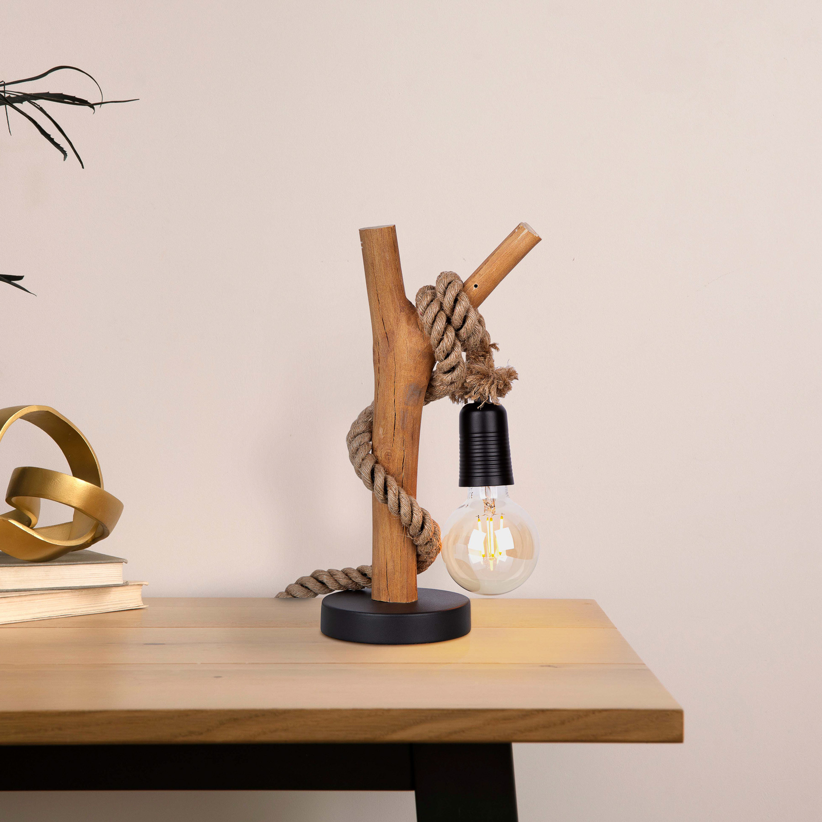 Lámpara de mesa Nerida, madera eucalipto natural