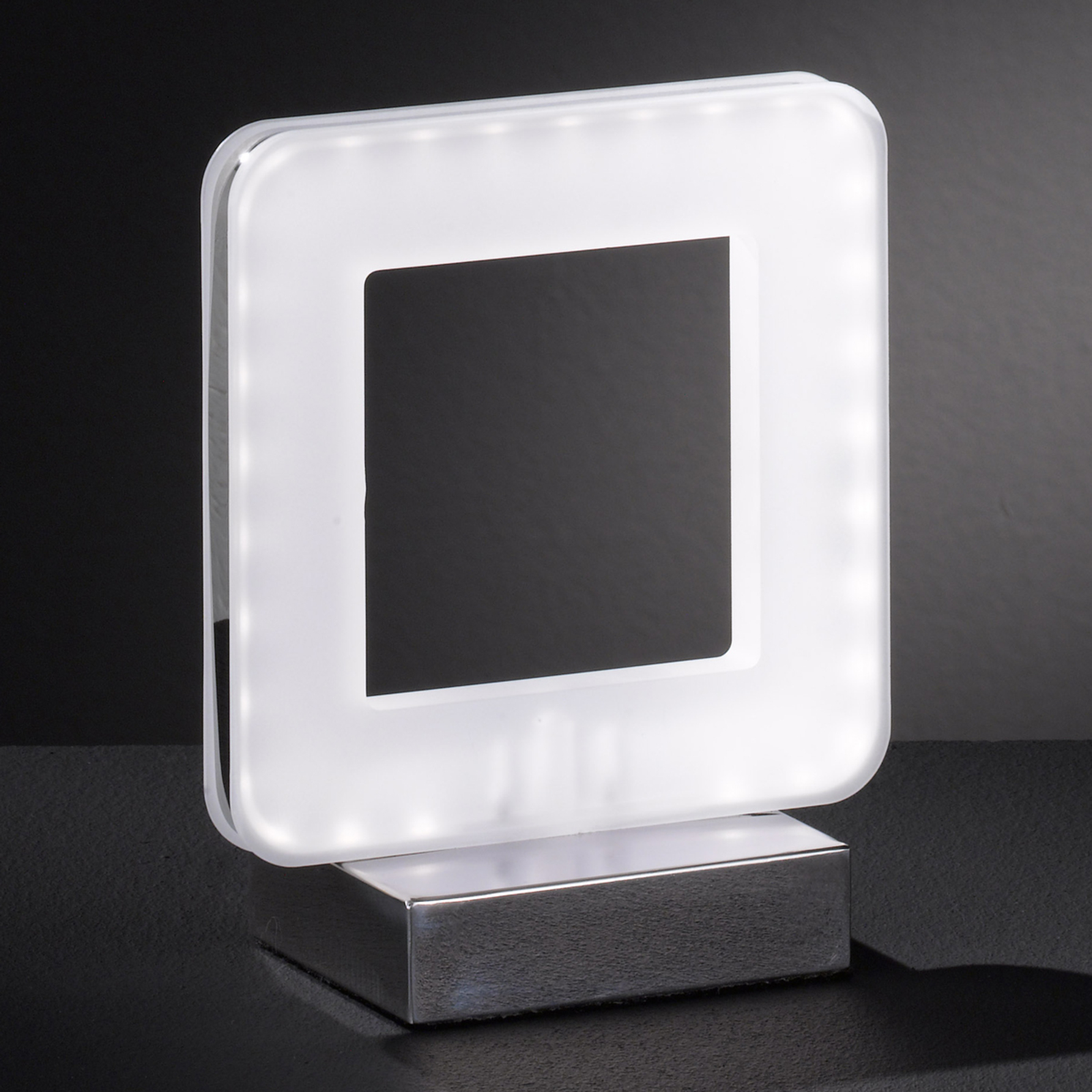 Wofi Ultra modern Nic LED table lamp, for Living / Dining Room, metal, plastic, 5.2 W, energy efficiency: A+, W: 15 cm, H: 17.5 cm