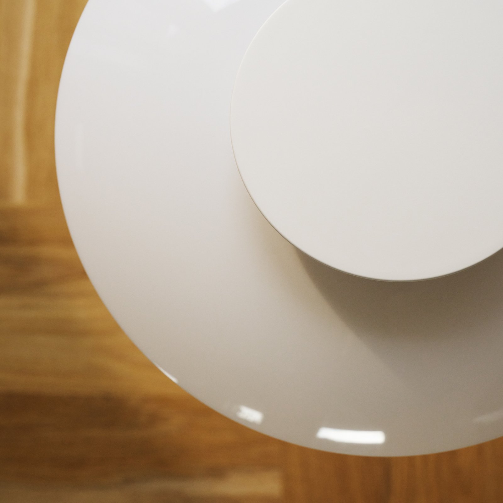 PH80 PORTABLE Akumulátorová stolní lampa, opálově bílá, IP44 - Louis Poulsen