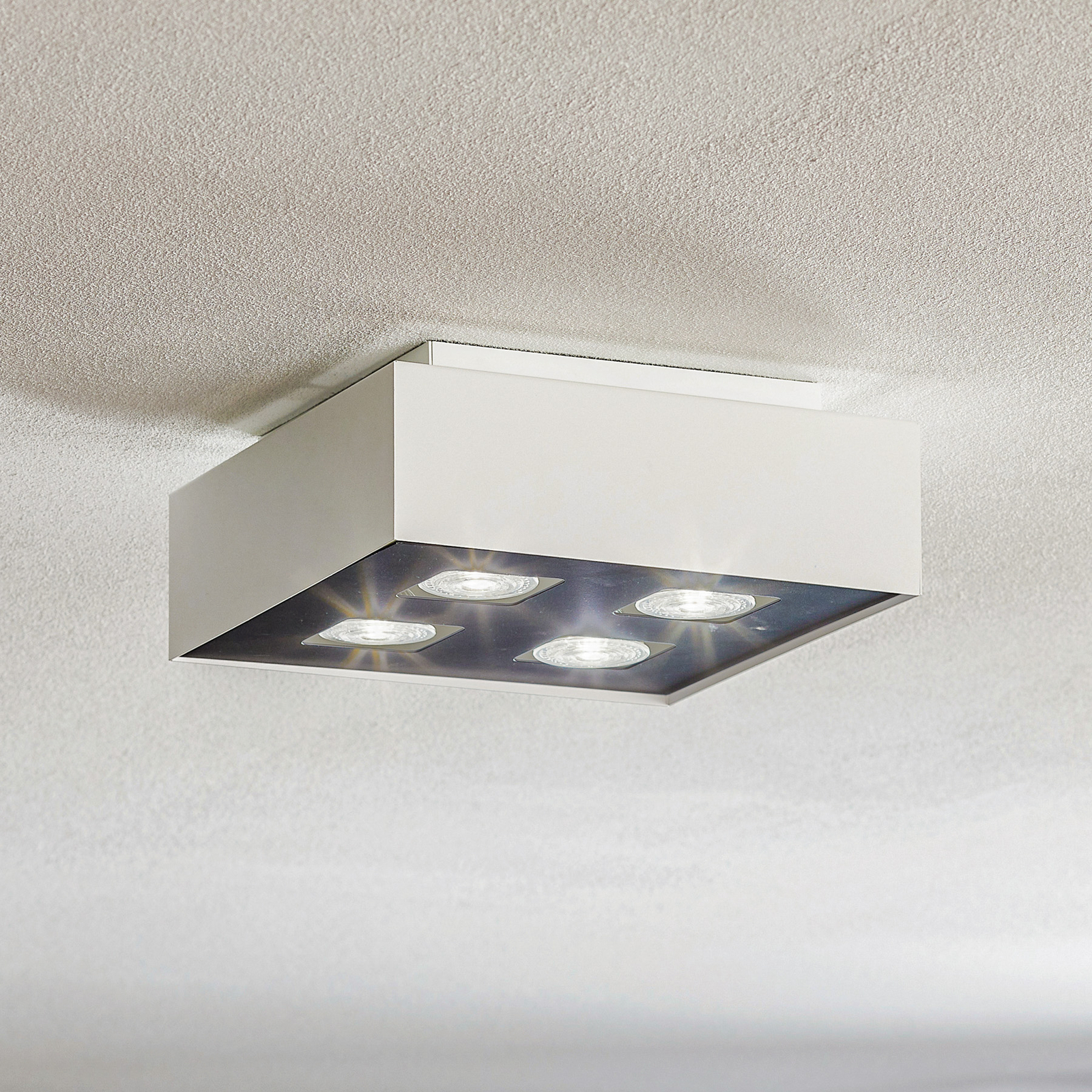 Plafón Kasi de acero en blanco, 4 luces