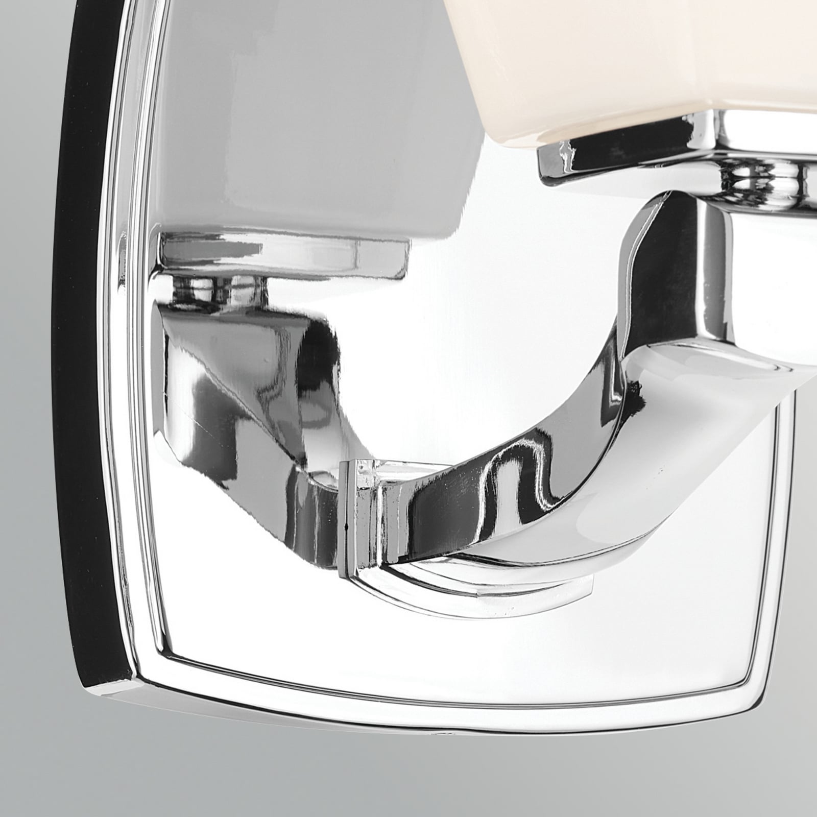 Wandlamp Marant, chroom/opaal, hoogte 24 cm, IP44, G9-LED Wandlamp Marant, chroom/opaal, hoogte 24 cm, IP44, G9-LED