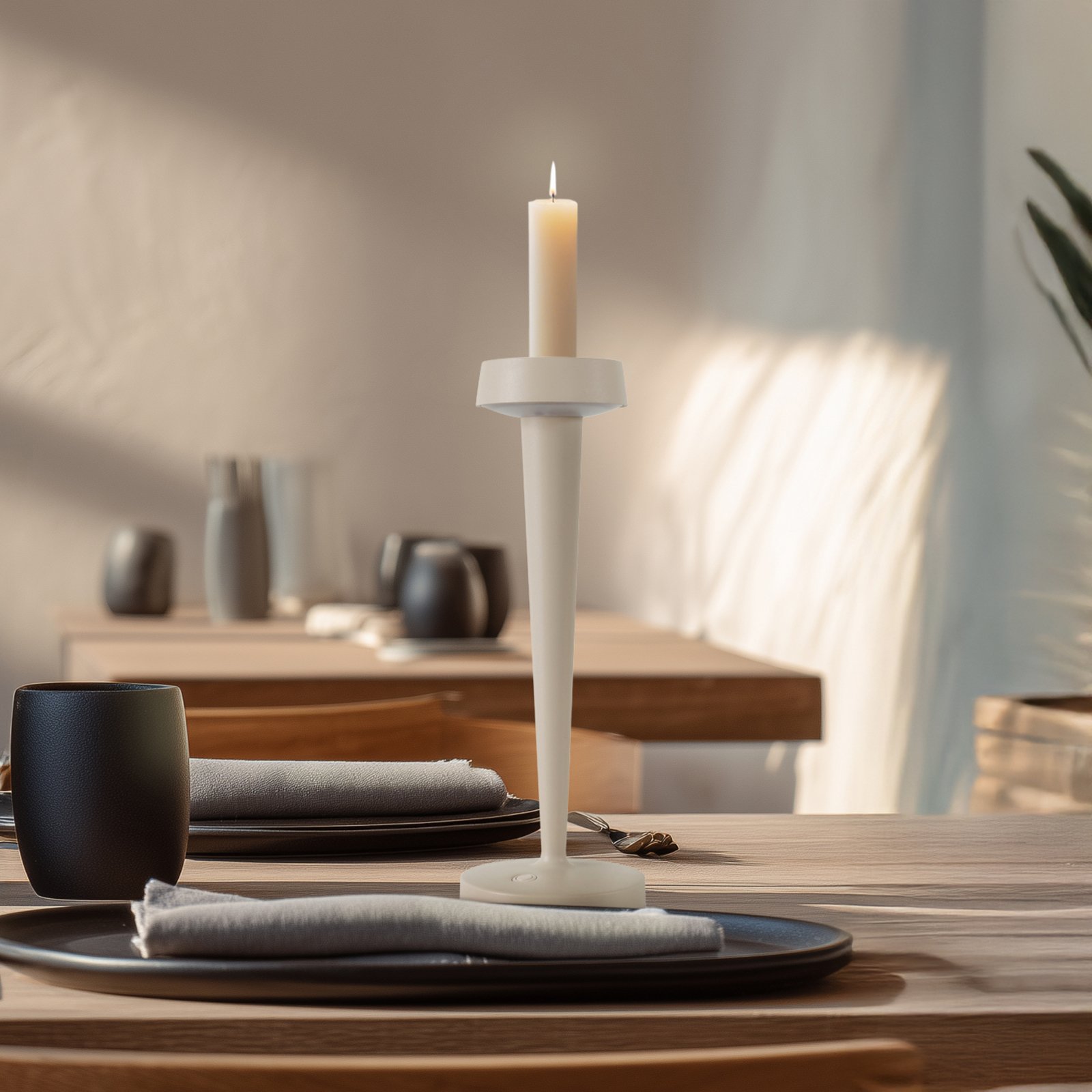 Lea LED-batterijkaarsenhouder, vaas, beige, 28 cm - Lucande