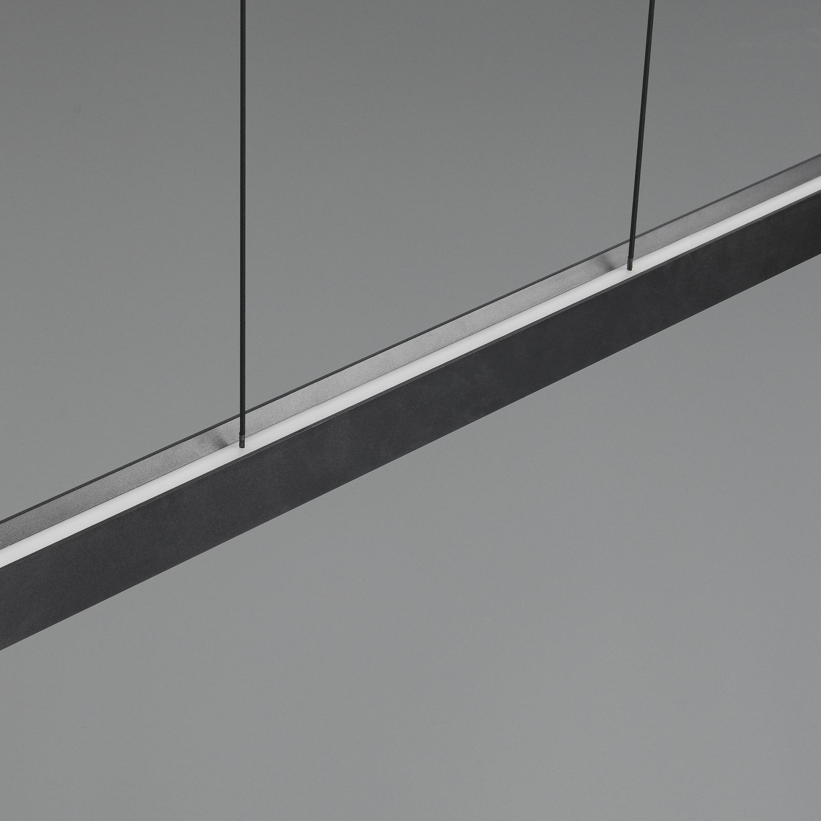 Candeeiro suspenso LED Donegal, preta, comprimento 150 cm, CCT Candeeiro suspenso LED Donegal, preta, comprimento 150 cm, CCT