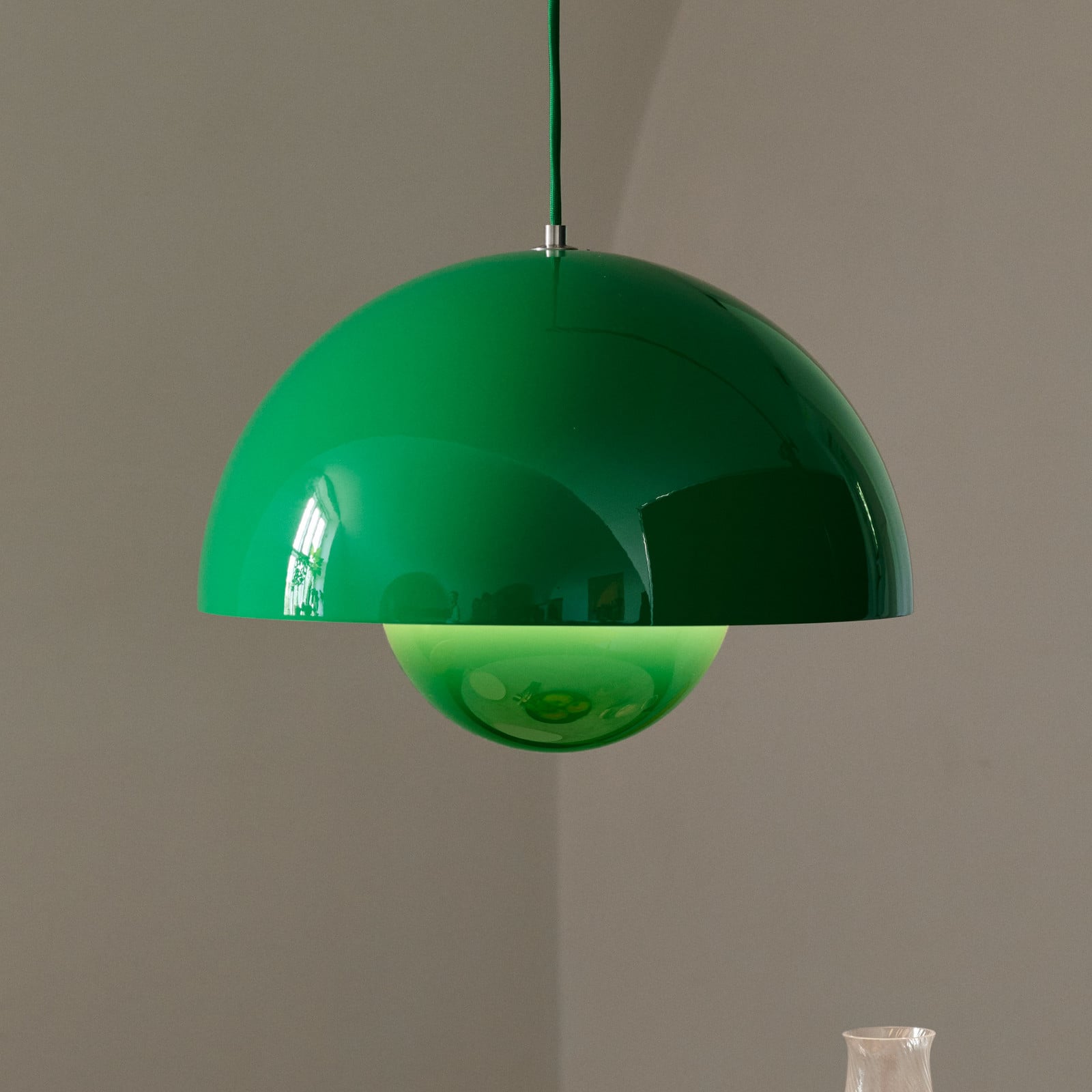 Flowerpot VP7 pendellampe Signal Green &Tradition - Stue - Design - Metal - Med én lyskilde