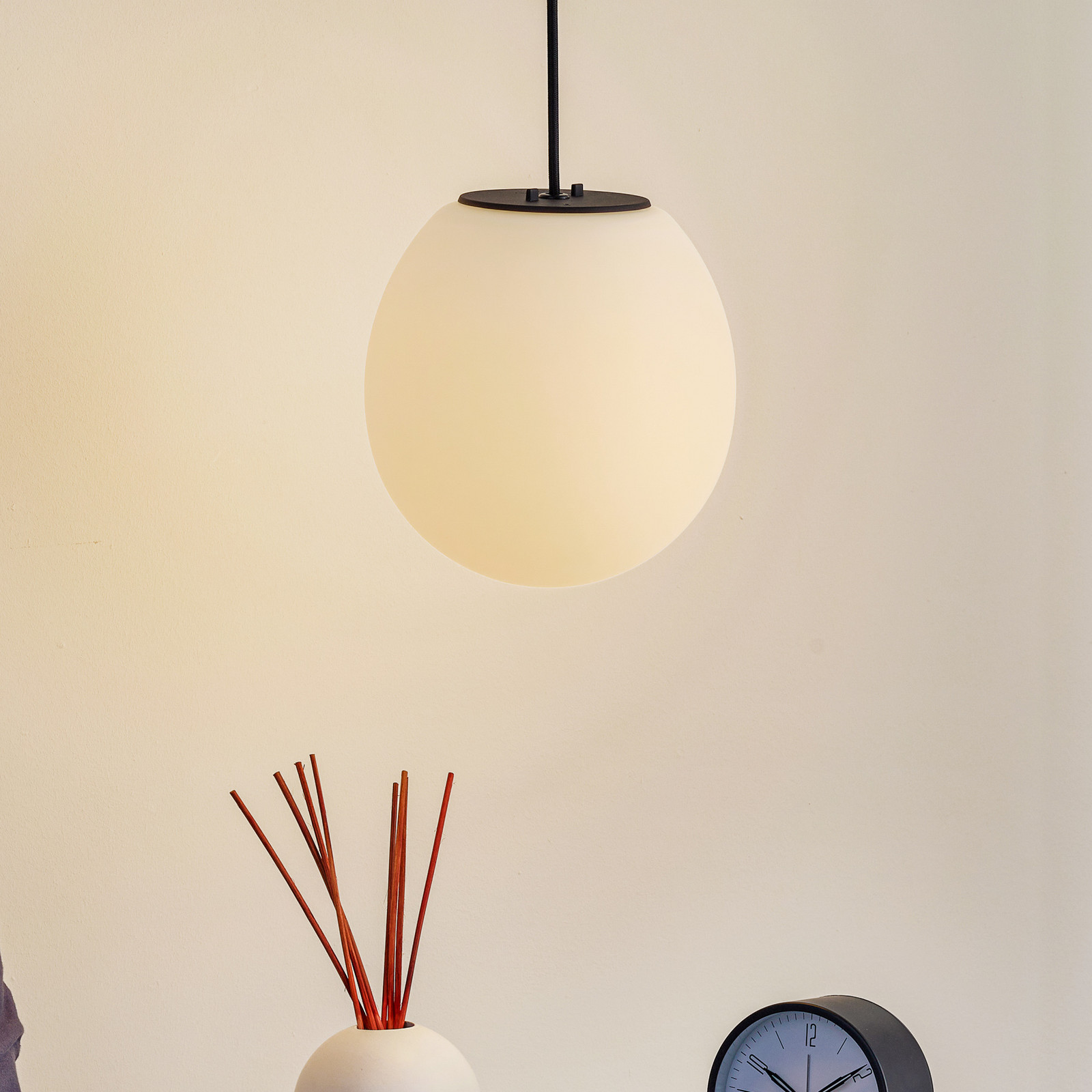 Wever & Ducré Lighting WEVER & DUCRÉ Dro 2.0 Pendulum 195 cm negru/alb - Camera de zi / sufragerie - modern - negru alb - Sticlă