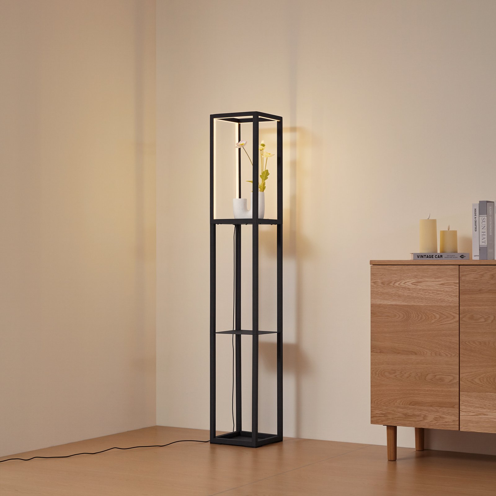 Lindby LED стояща лампа Birta, с рафт, височина 155 cm