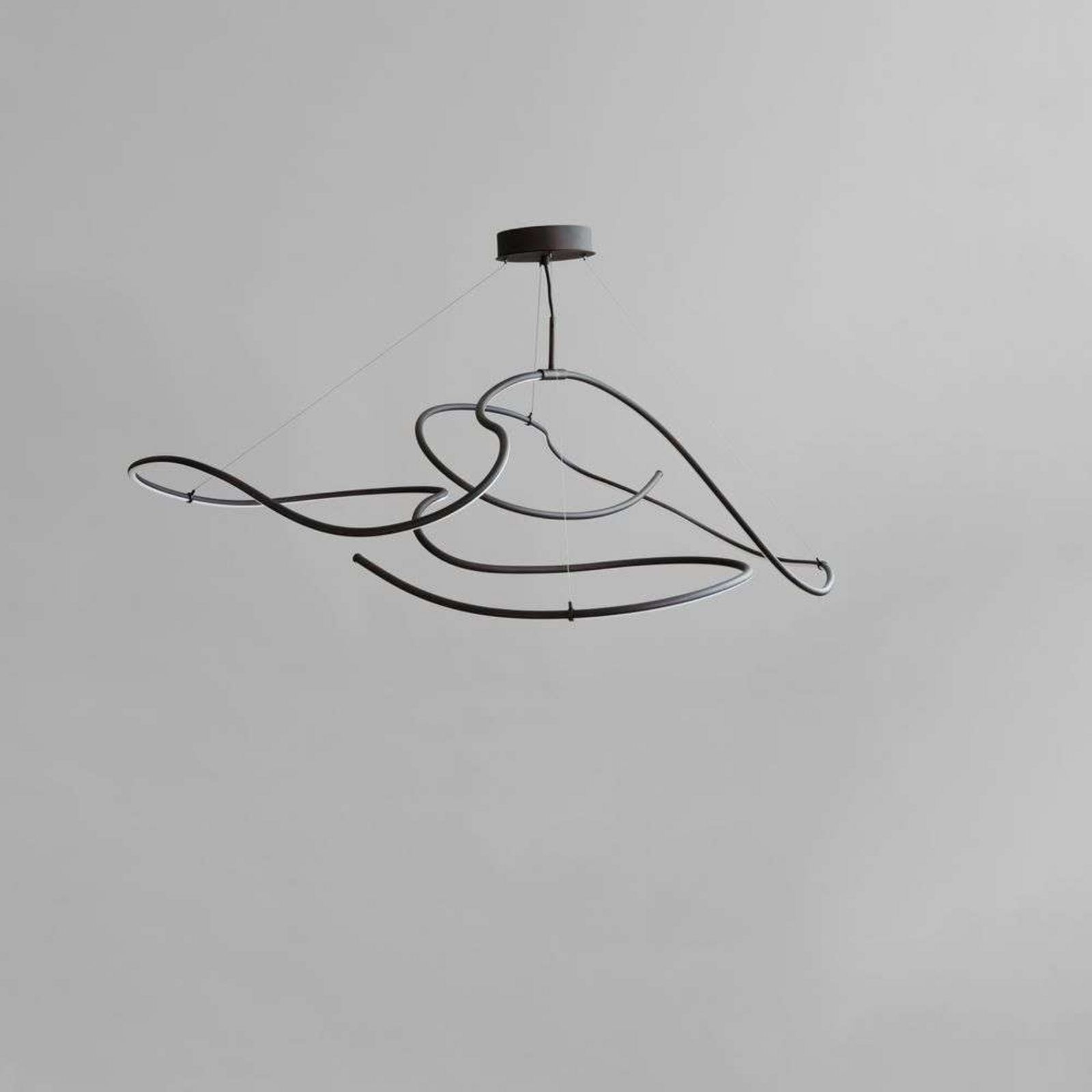 Ghost LED-Hängeleuchte, 155 cm, schwarz - 101 Copenhagen