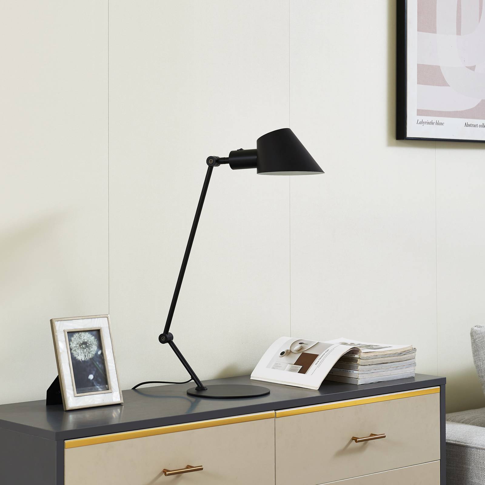 Lampa stołowa Lindby Corali, czarna, metal, wysokość 64cm