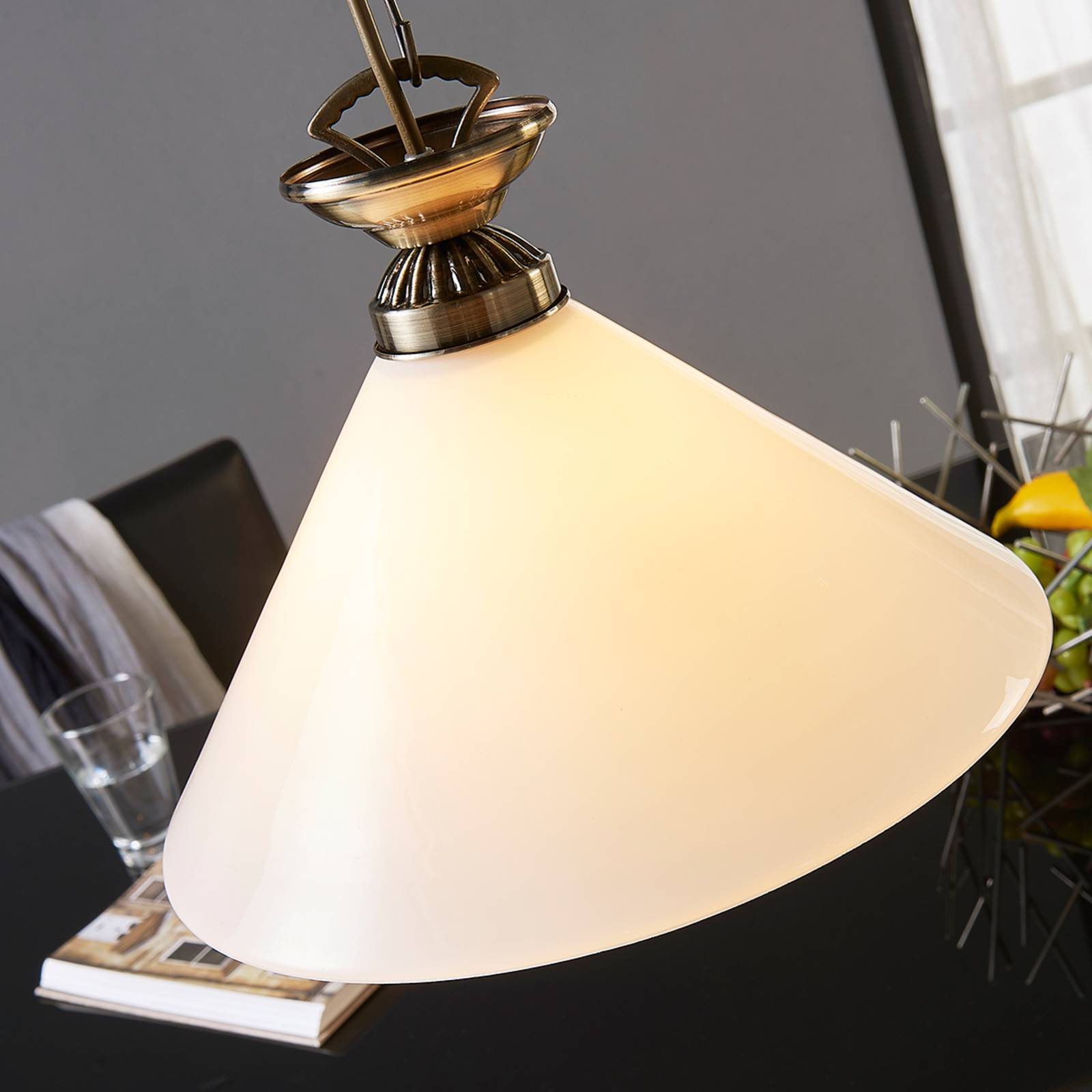 Lampa wisząca Lindby Otis, Ø 30 cm, biały, szkło, stożek, E27