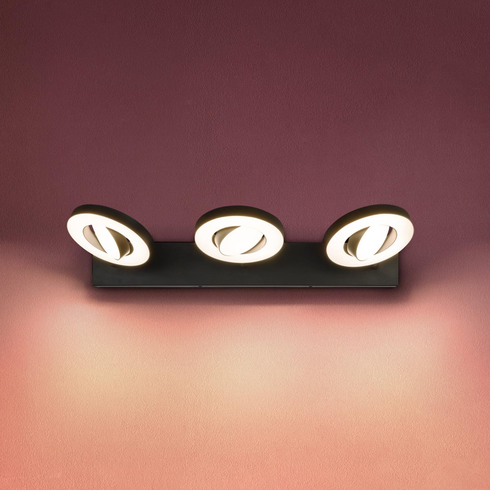 "LEDVANCE Saturn" lubinis LED prožektorius, trijų lempų, CCT, juodas