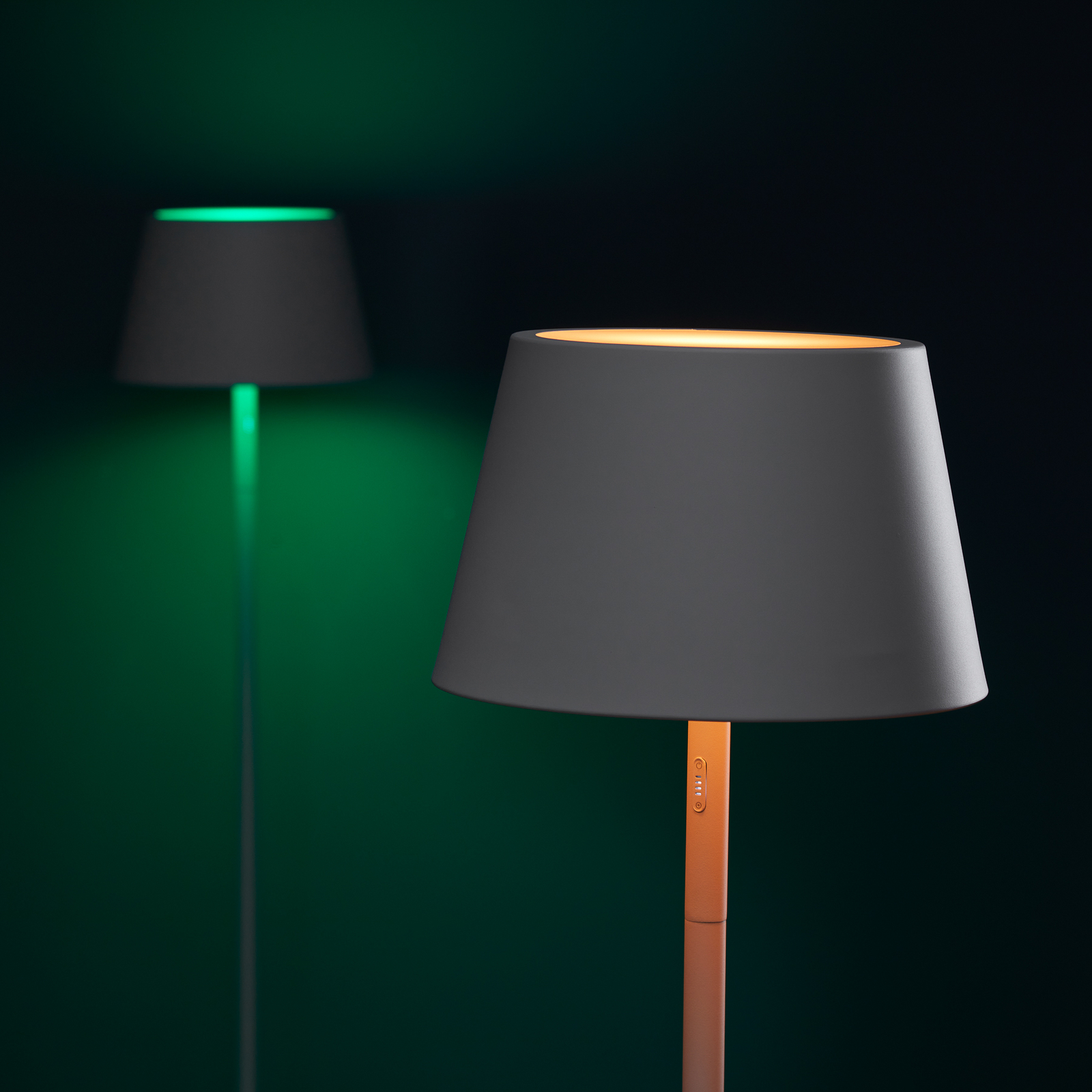 LOOM DESIGN LED dobíjacia stojacia lampa Modi, CCT, RGB, biela