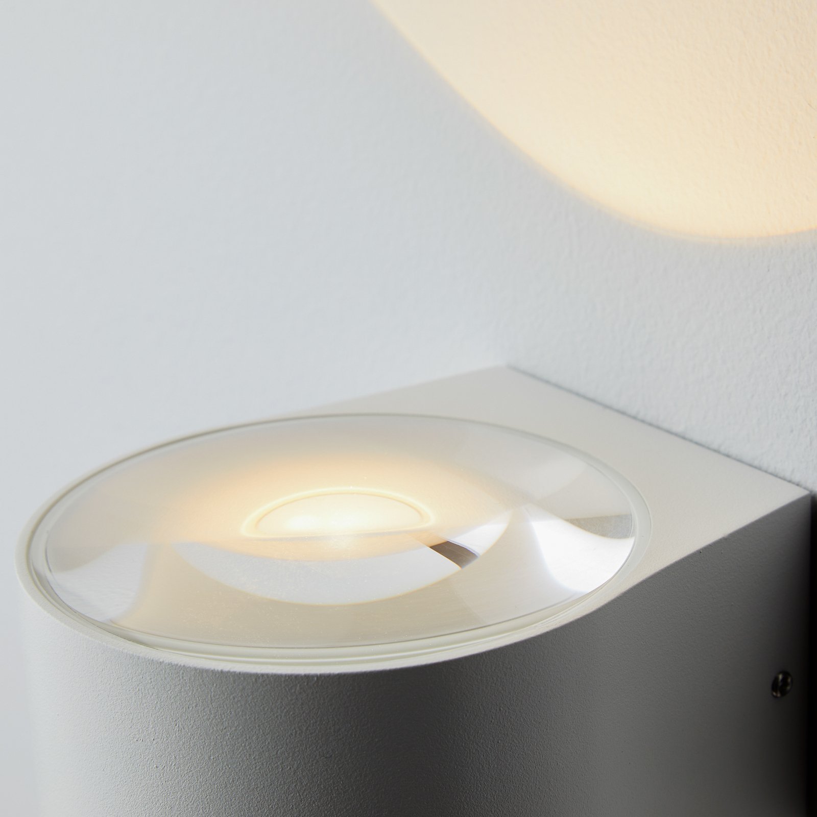Frey Wall Lamp White - Loom Design