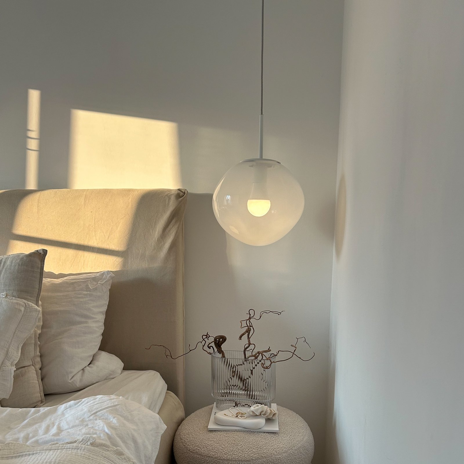 IT'S ABOUT ROMI Hängeleuchte Helsinki, milchweiß