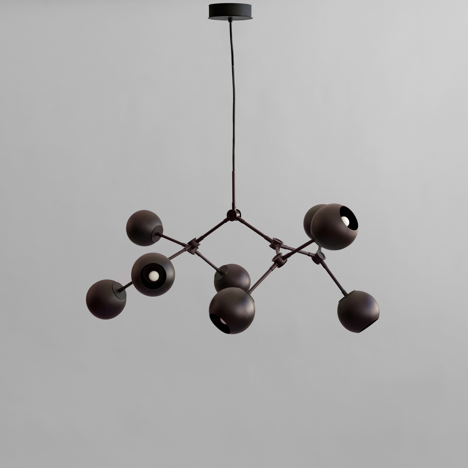 Drop Globe Mini Kronleuchter Schwarz 95 cm - 101 Copenhagen