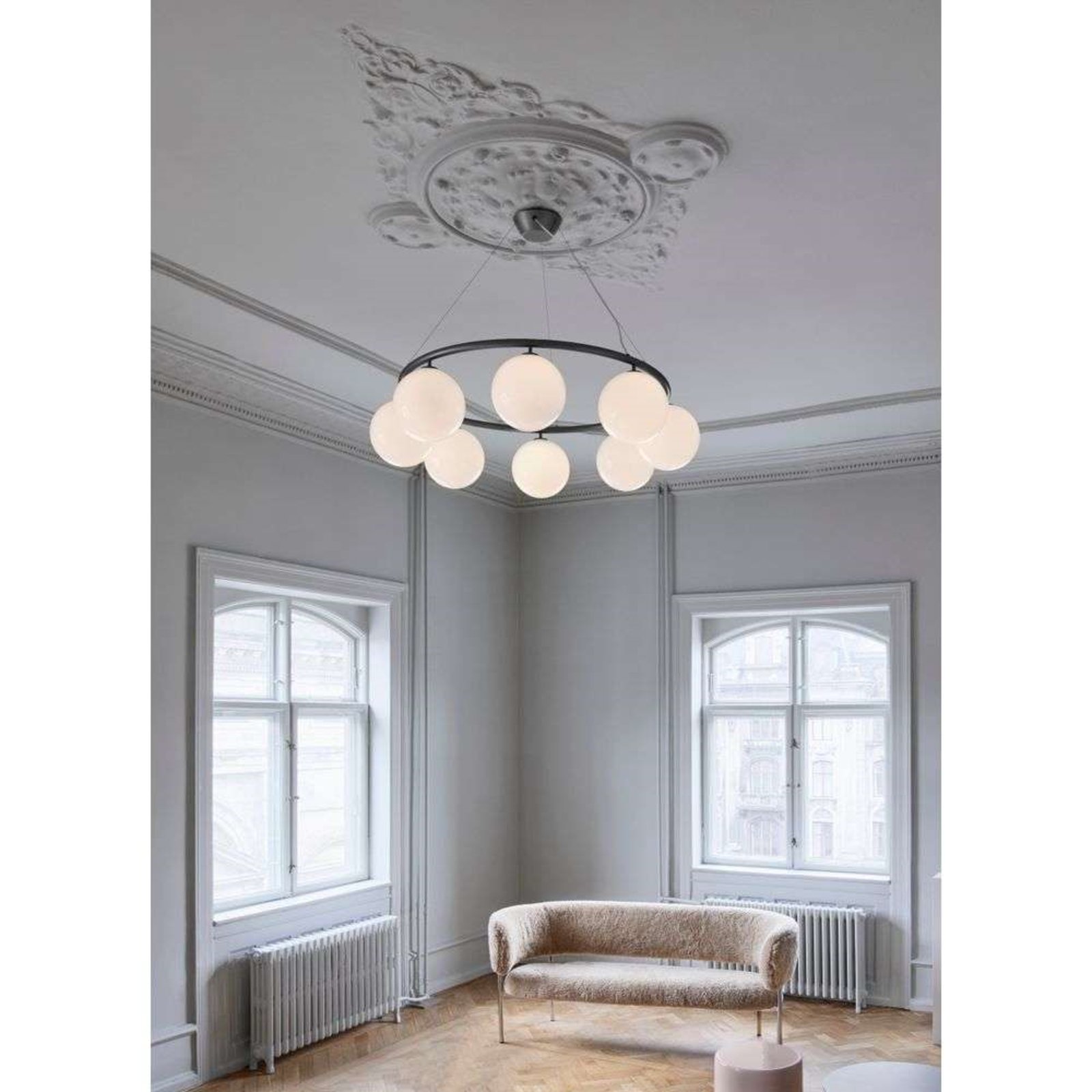 Miira 8 Circular Candelabro Rock Grey/Opal White - Nuura