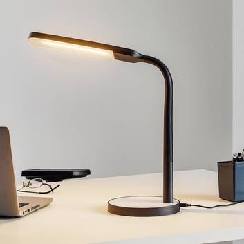 Maily dimmable LED table lamp with USB port