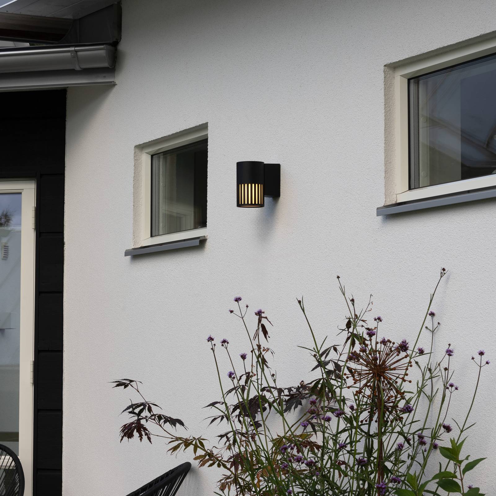 Außenwandlampe Pistoia, schwarz, Höhe 17 cm, Metall, IP54 günstig online kaufen