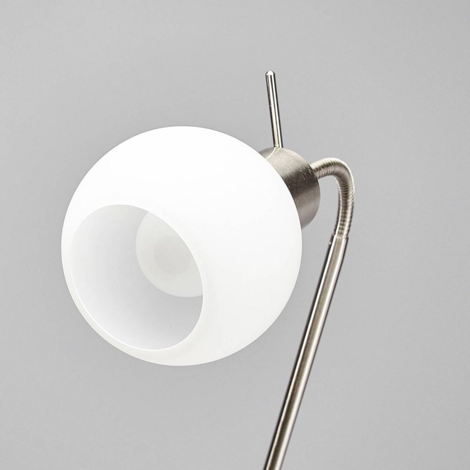 Elaina Stojaca Lampa NIckel - Lindby