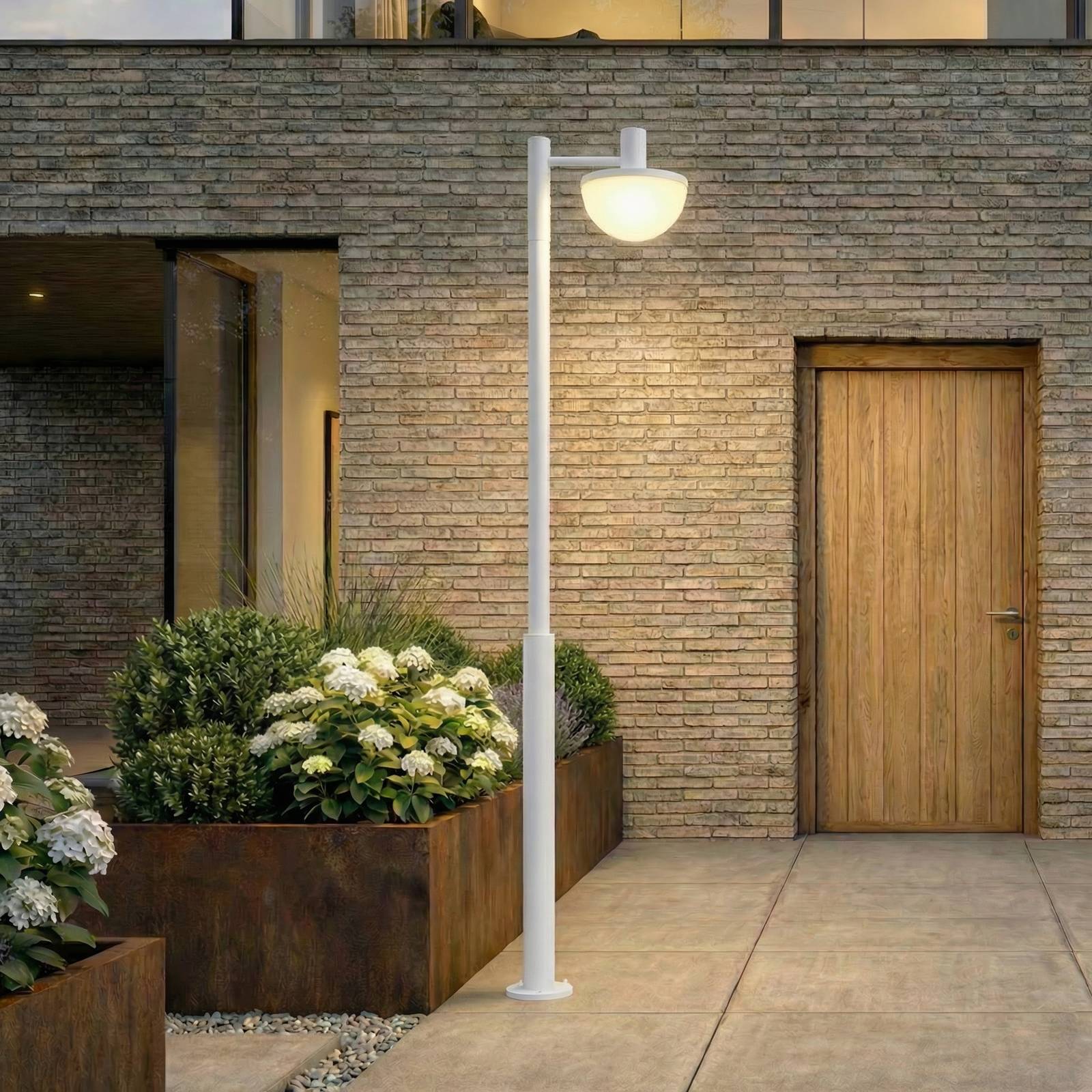 Luminaire d'extérieur LED Lucande Toras, gris clair, à 1 lampe, CCT, à