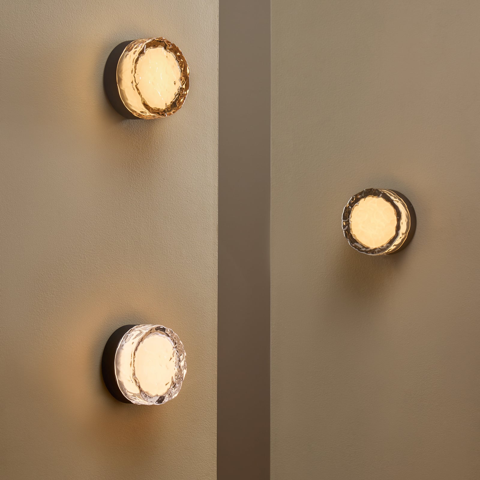 Otto Ice LED-kattovalaisin, kirkas, Ø13 cm, CCT, IP65 – LOOM DESIGN Otto Ice LED-kattovalaisin, kirkas, Ø13 cm, CCT, IP65 – LOOM DESIGN