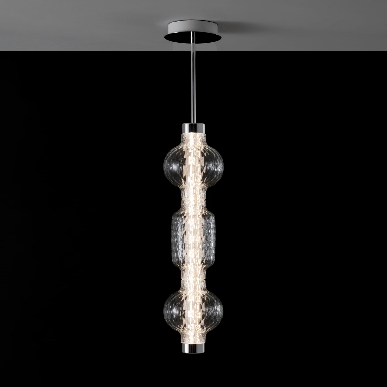 Závěsné světlo Artemide Alambicco Vertical, 73 cm, 3 000 K Závěsné světlo Artemide Alambicco Vertical, 73 cm, 3 000 K