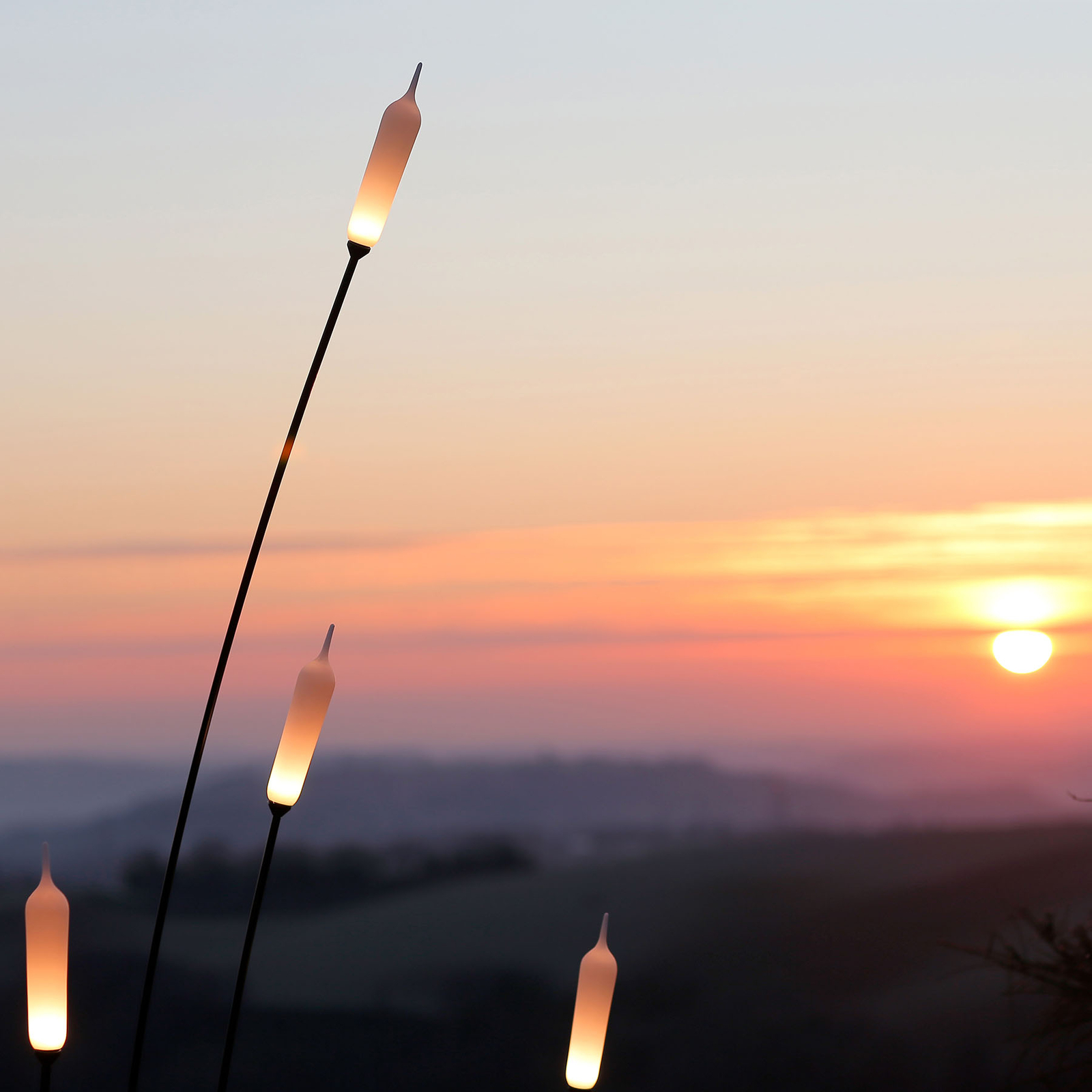 "Karman Nilo" LED lauko grindų šviestuvas, aukštis 118 cm