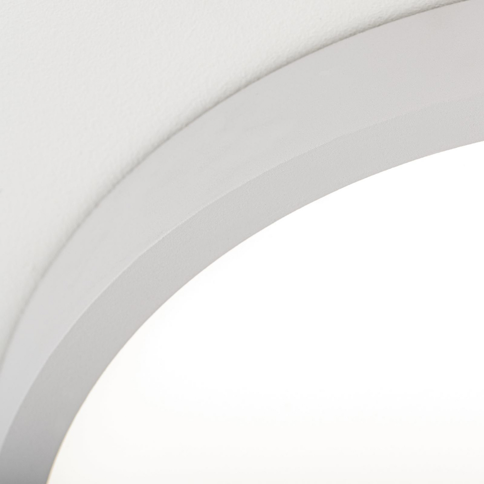 LED ceiling lamp Disc, white Ø 24 cm, CCT, metal/plastic