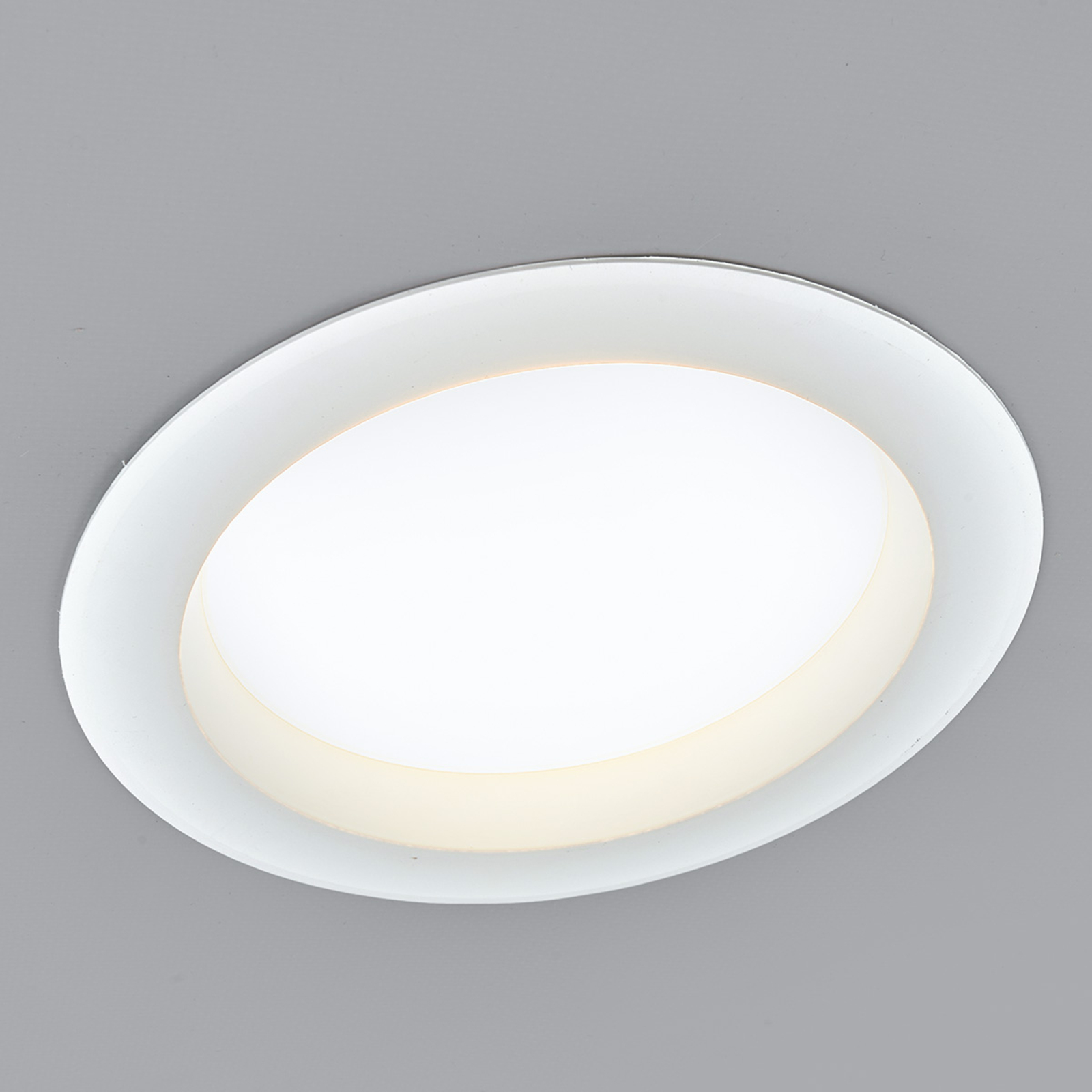Potente downlight rotondo LED Arian, 17,4 cm 15W