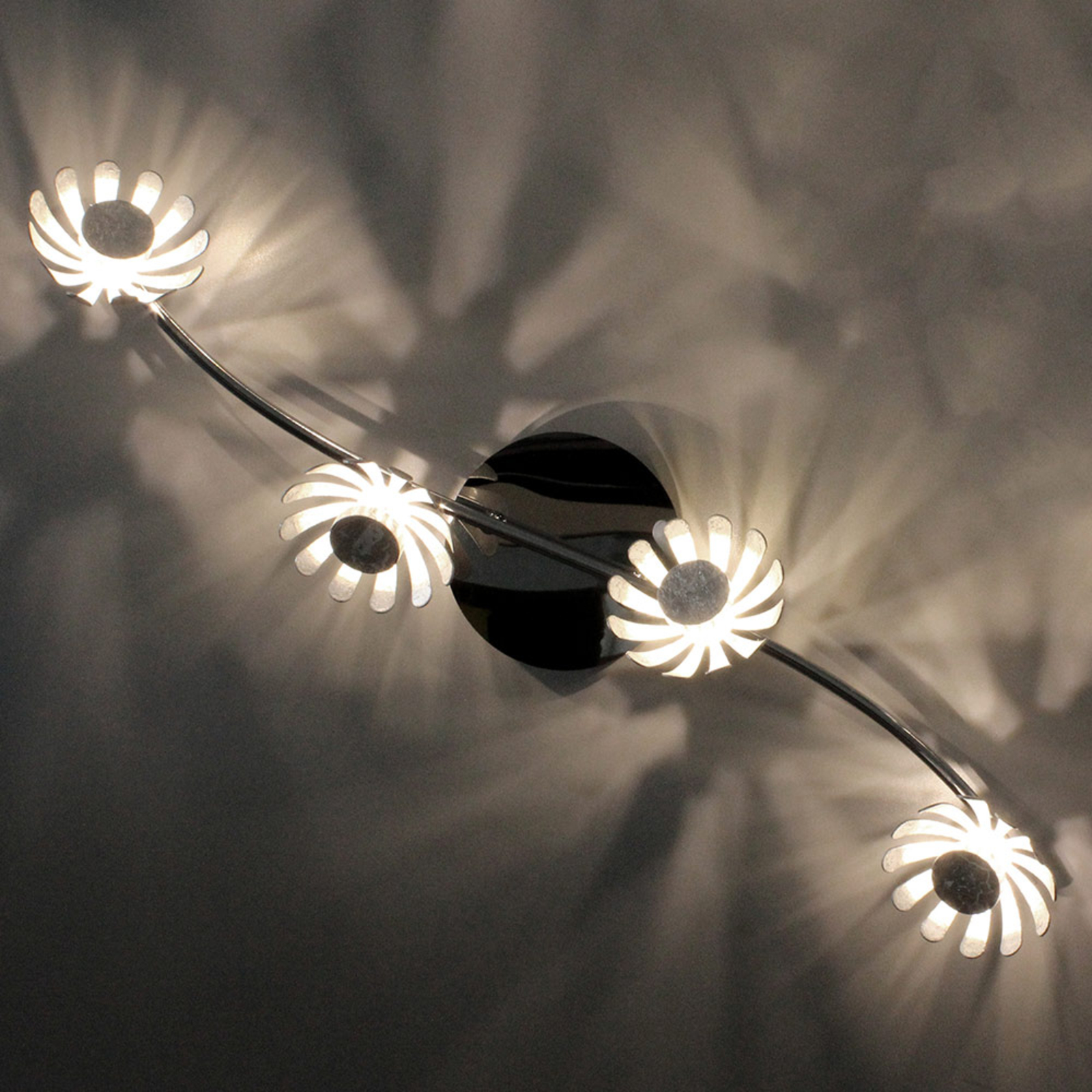 LED wandlamp Bloom 4-lamps zilver