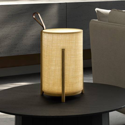 Greta table lamp, natural fibre/oak, height 33cm