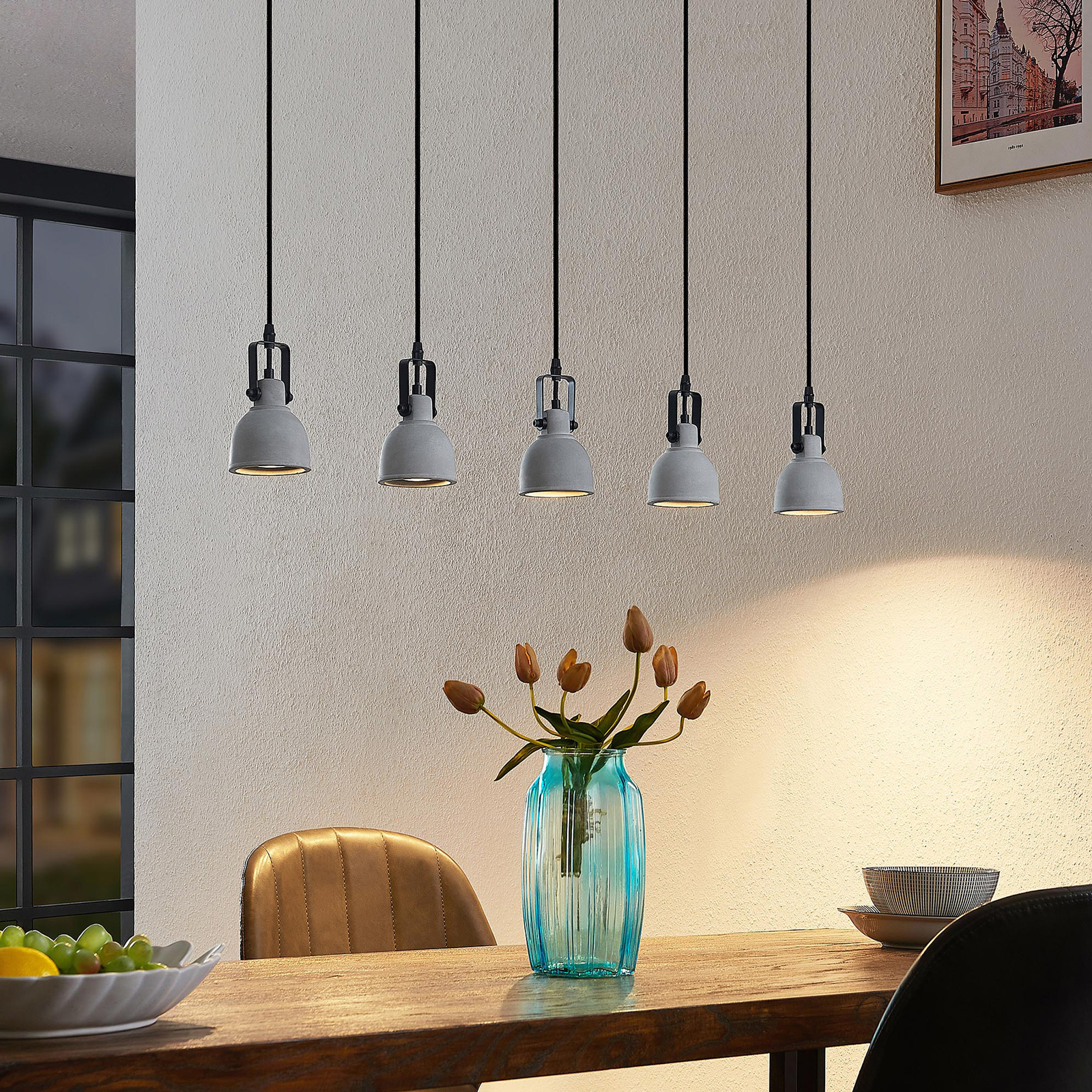 Lindby Amilia hanglamp met betonkappen 5-lamps