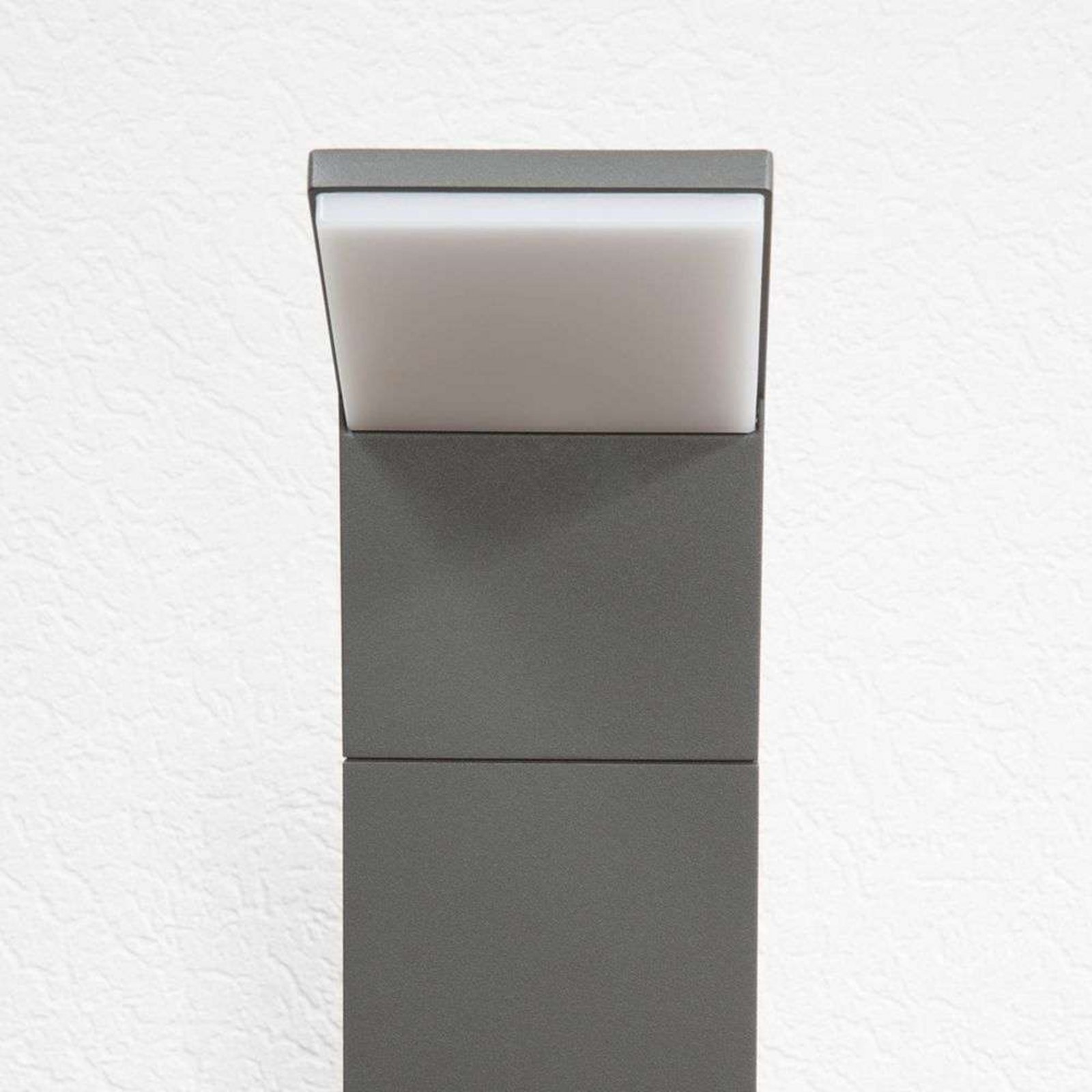 Nevio LED Zahradní Lampa H100 Graphite - Lucande