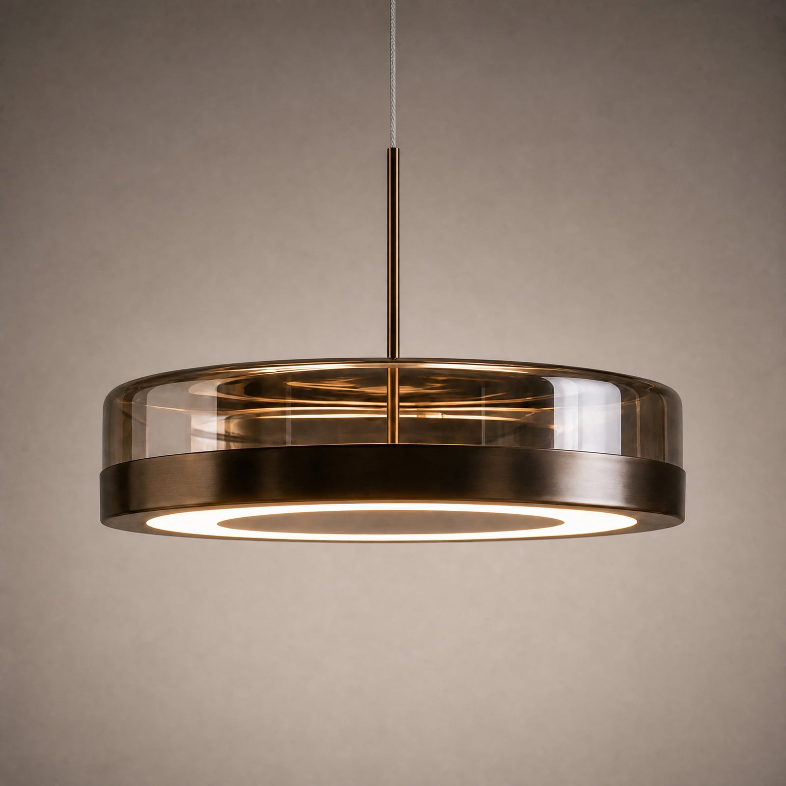 Lampă suspendată LED Lucande La Latta, cu 1 bec, Ø 30 cm, maro, sticlă