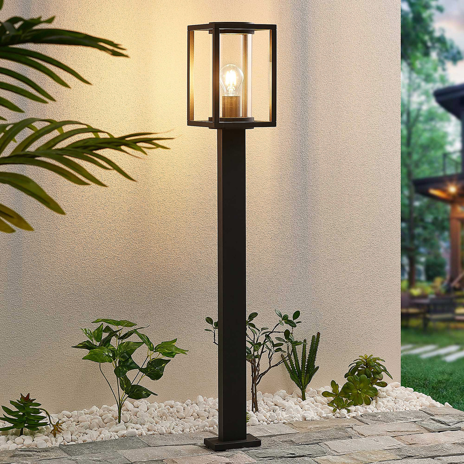 Lucande Ferda path light, 100 cm high, aluminium, glass, E27, 60 W, energy efficiency: A++, L: 16 cm, W: 16 cm, H: 100 cm