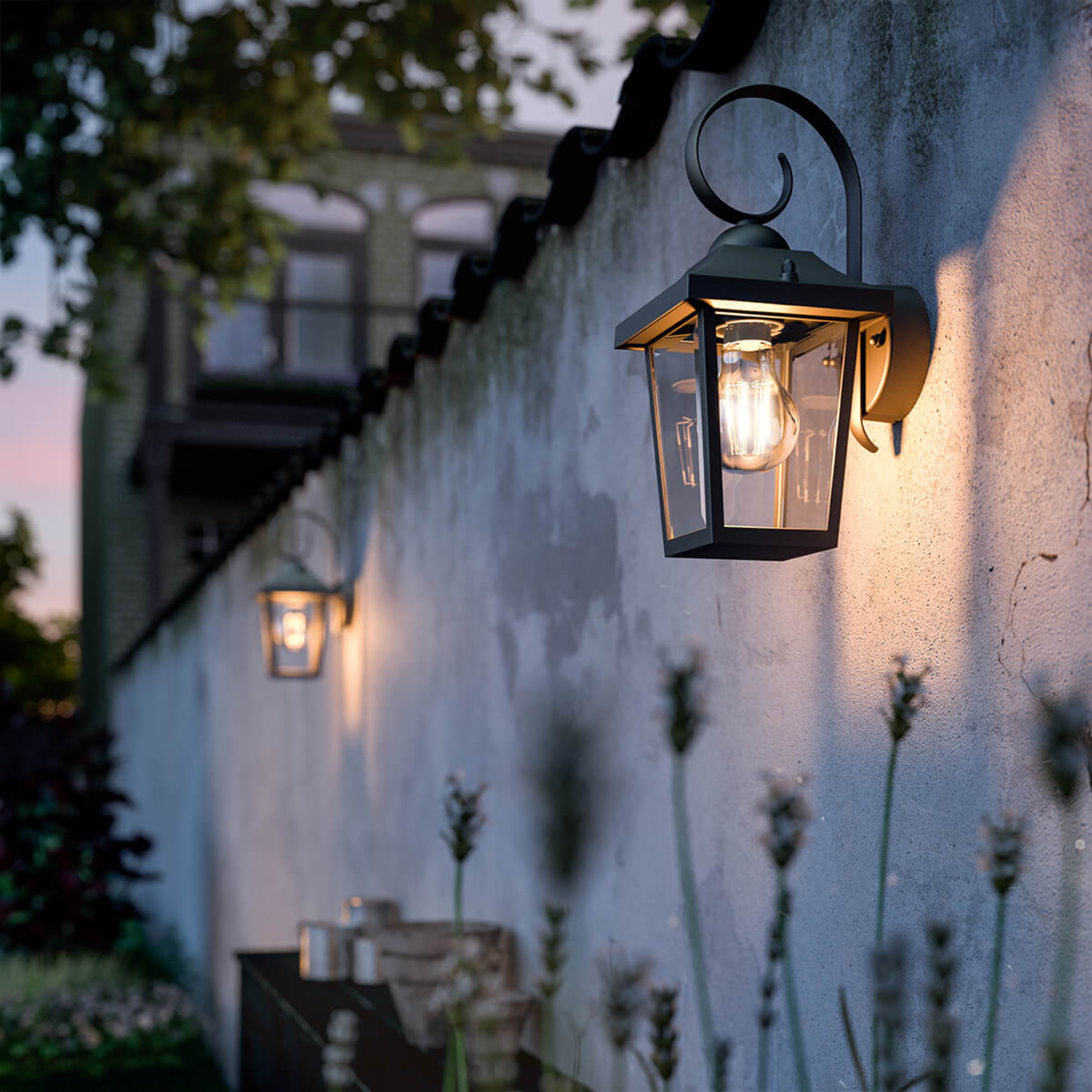 Buzzard myGarden - black outdoor wall lamp