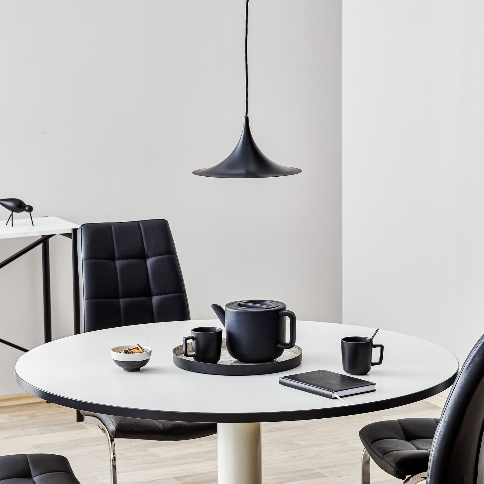 Semi Závěsné Světlo ø30 Matte Black - GUBI