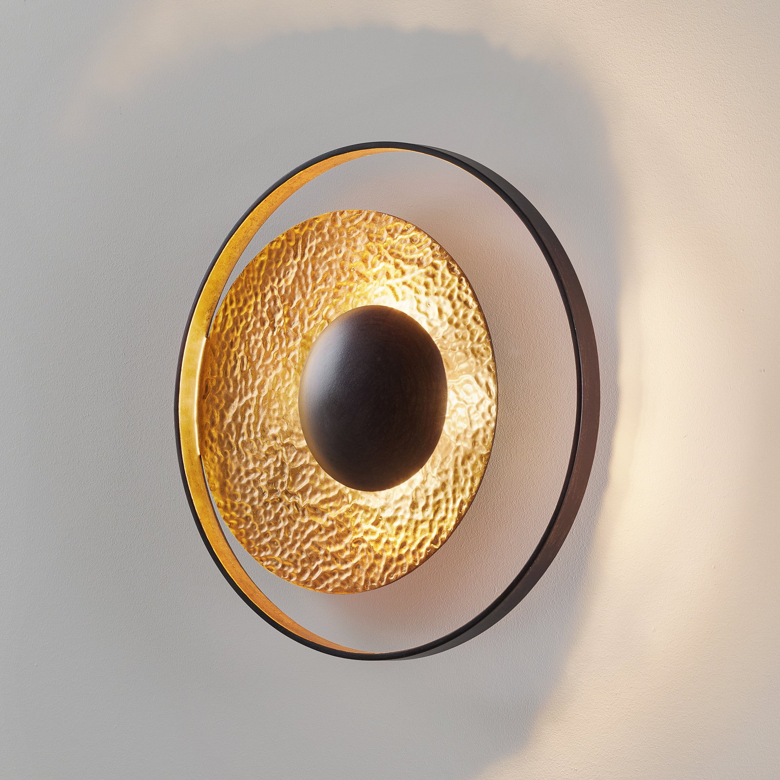 Vägglampa Satellite, guld-brun, Ø 40 cm