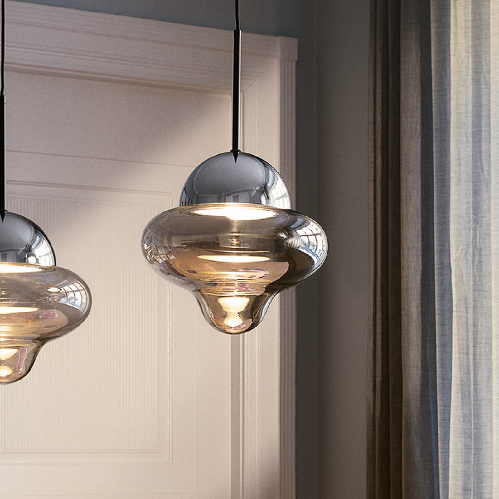 DESIGN BY US Suspensie cu LED Nutty gri fumuriu / crom Ø 185 cm sticlă - Camera de zi / sufragerie - gri fumuriu crom