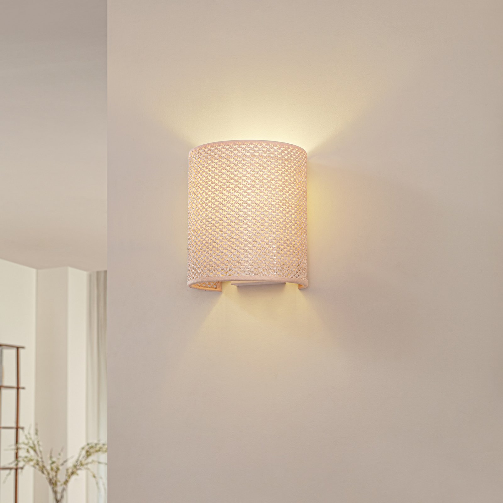 Lindby Wandleuchte Soula, 20 cm, beige, Kunststoff, E27