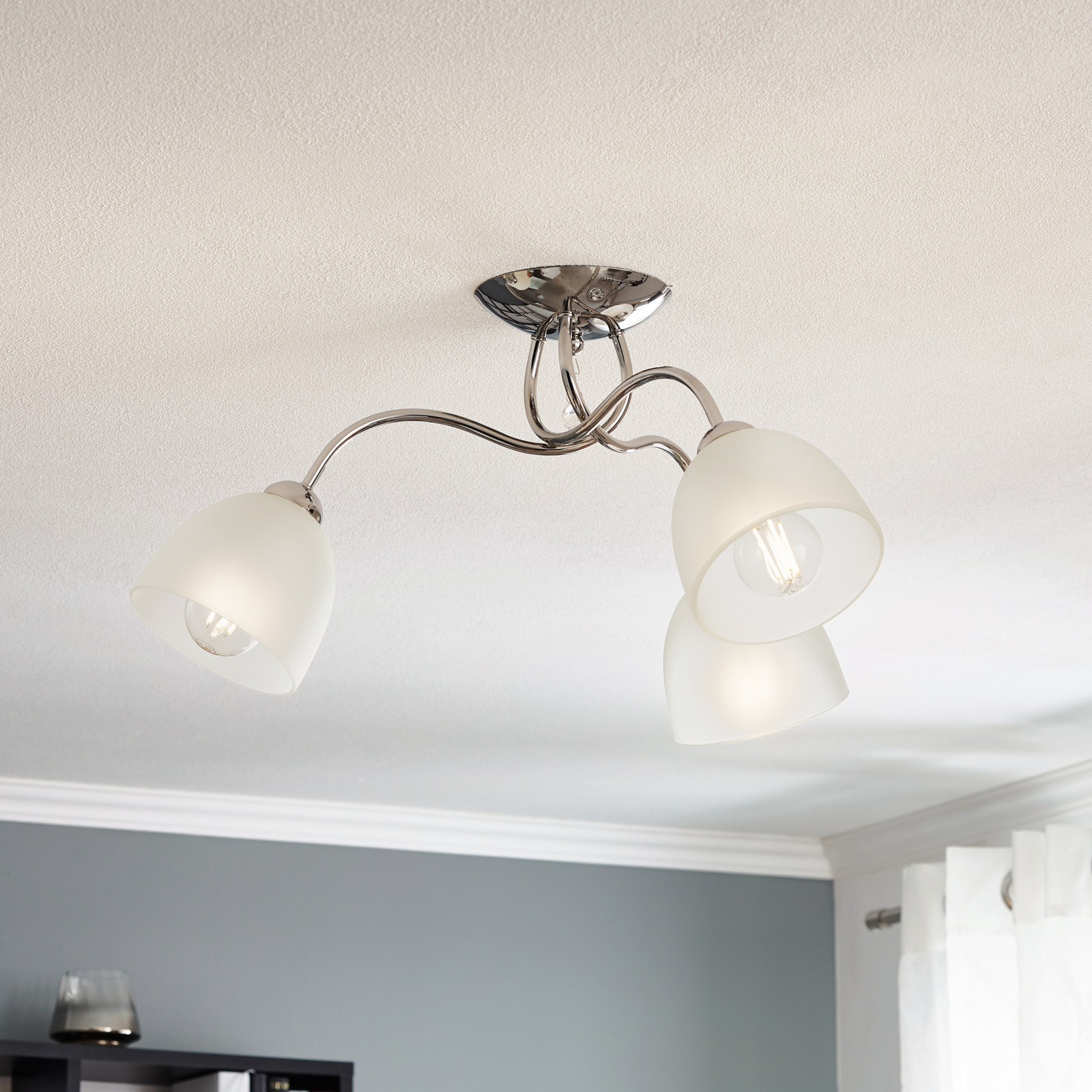 Svetlana ceiling light, three-bulb, silver