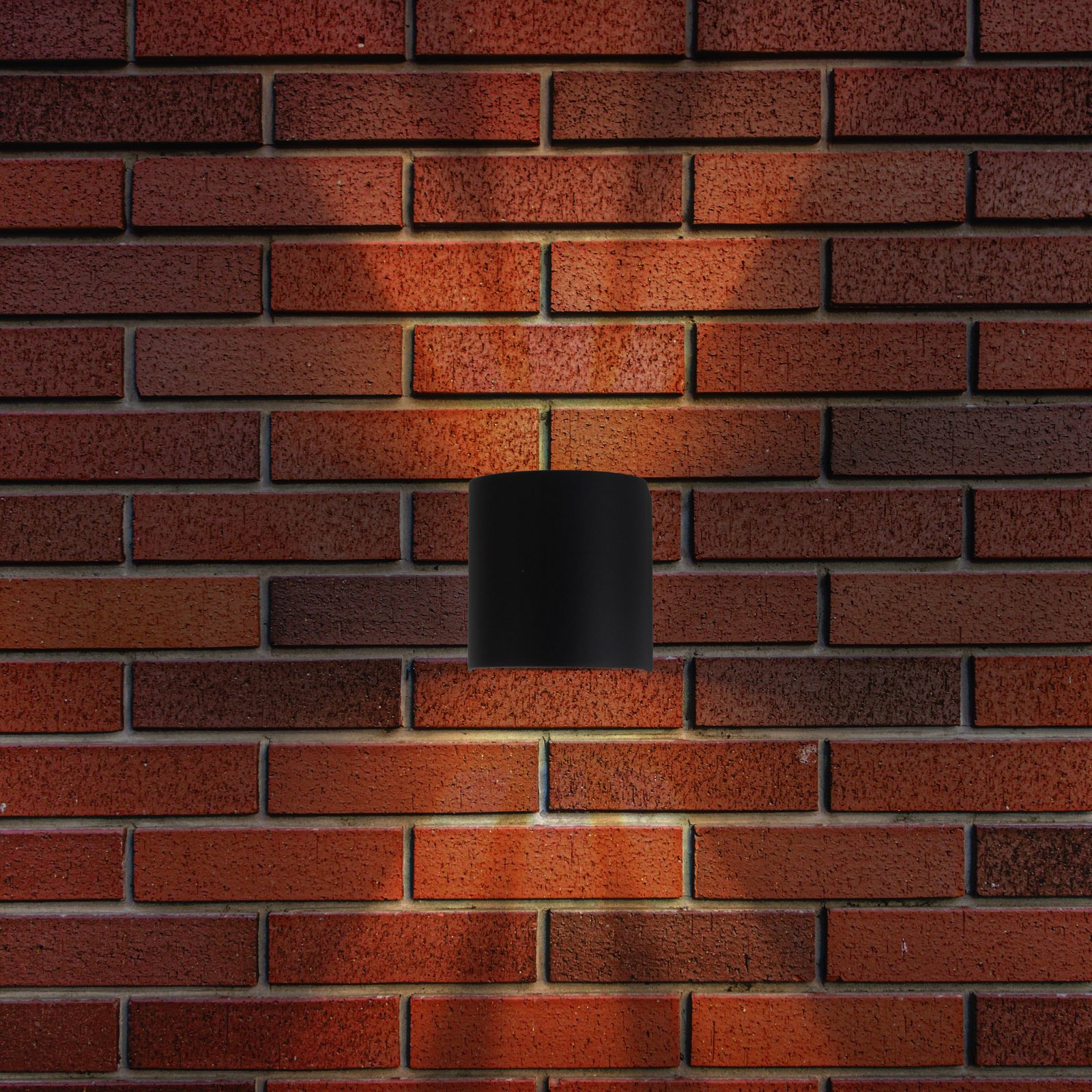 LED-Außenwandlampe ALECTO, schwarz, Höhe 10 cm, IP54 up/down