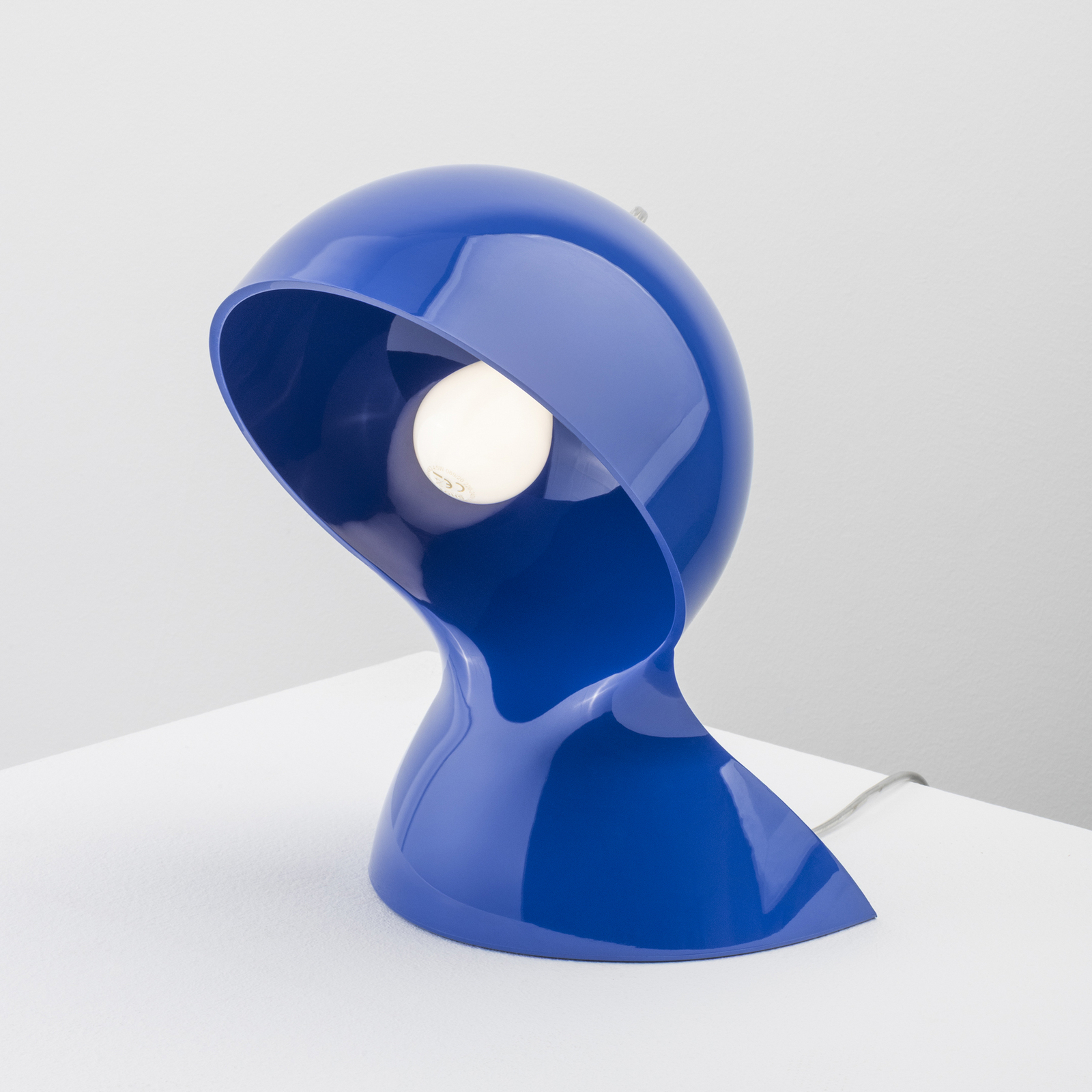 Artemide Tischleuchte Dalù, blau, Höhe 26 cm, E14